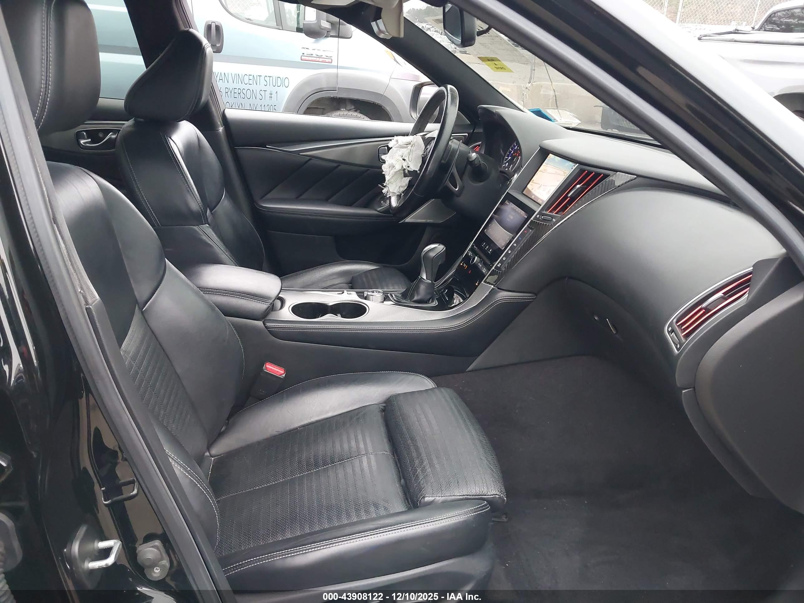 INFINITI Q50 image 5