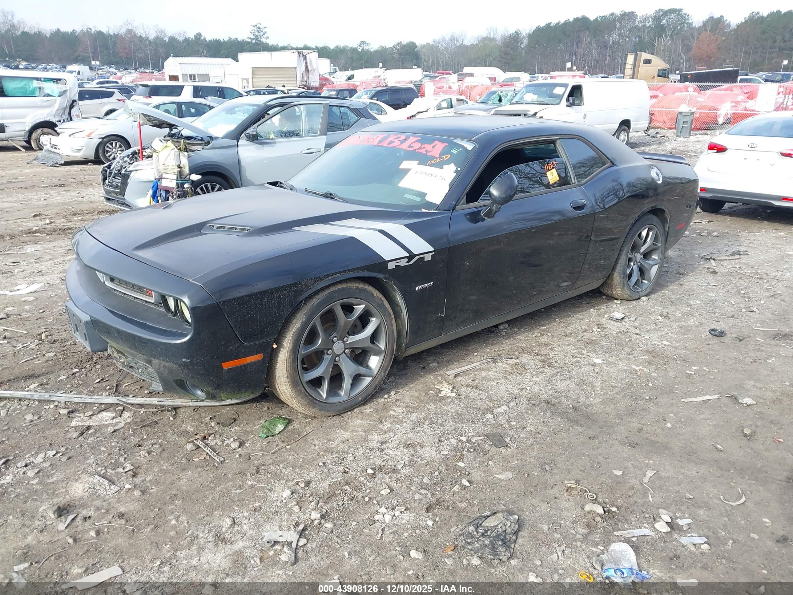 DODGE CHALLENGER image 2