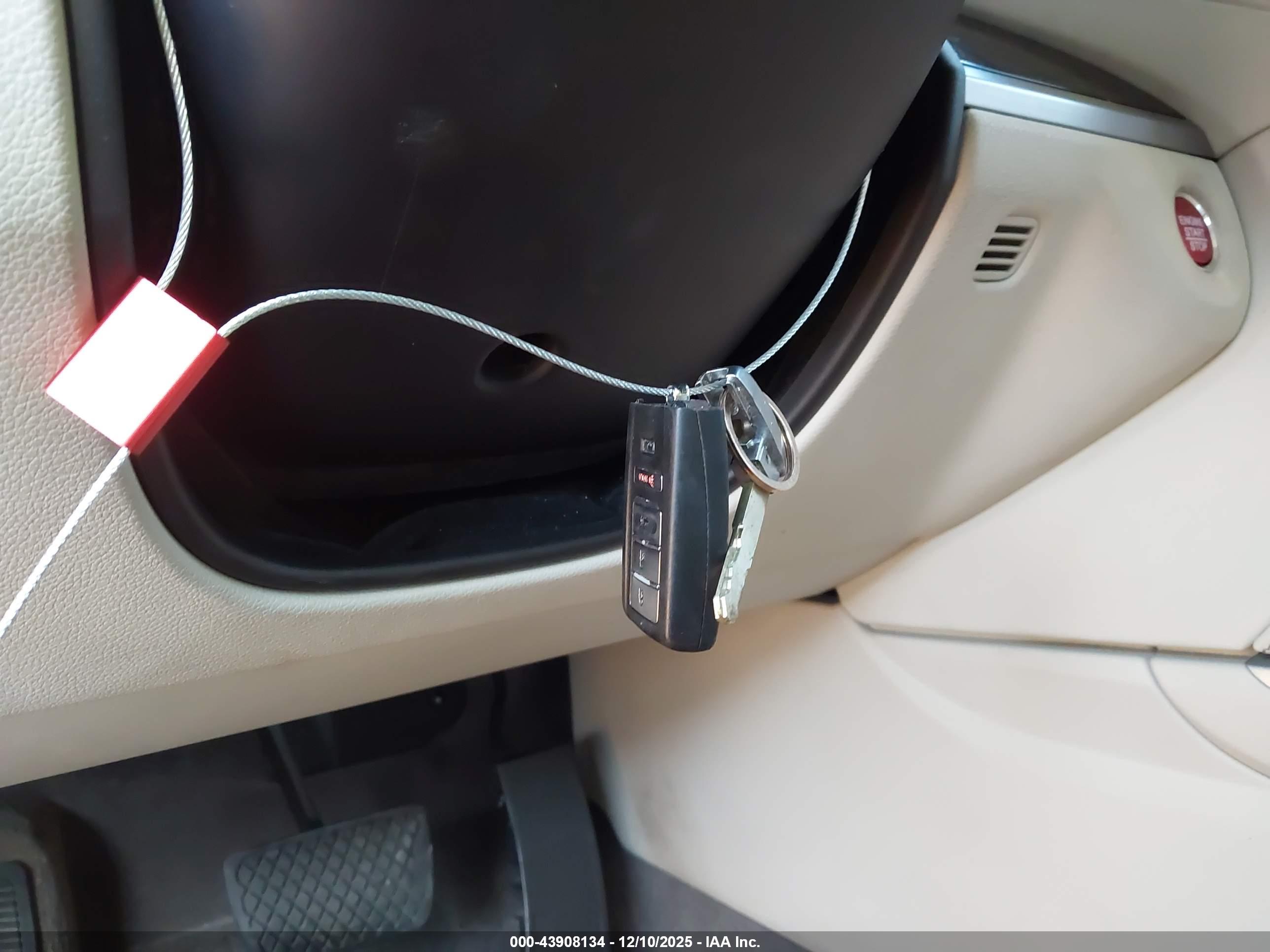 ACURA RLX image 11