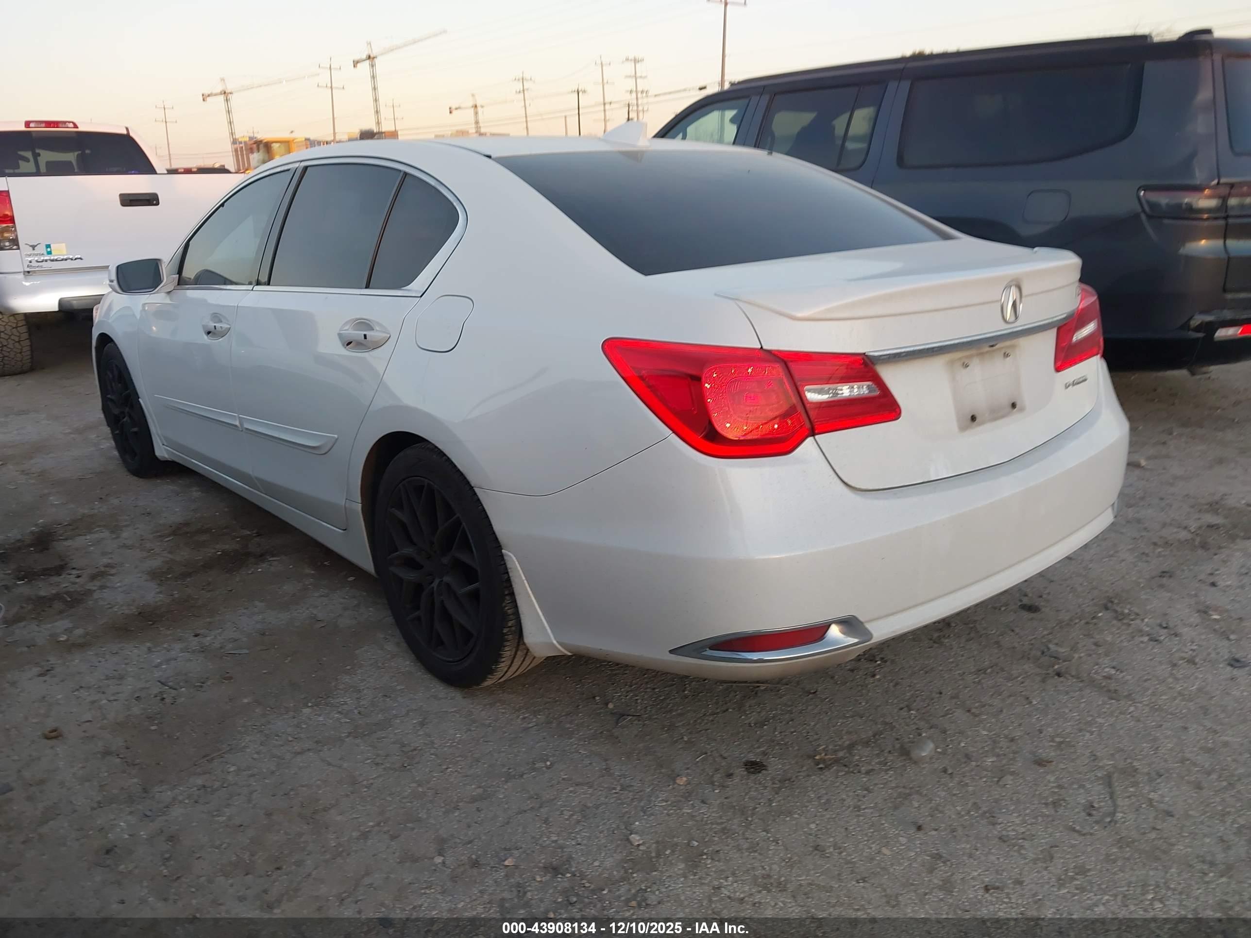 ACURA RLX image 3