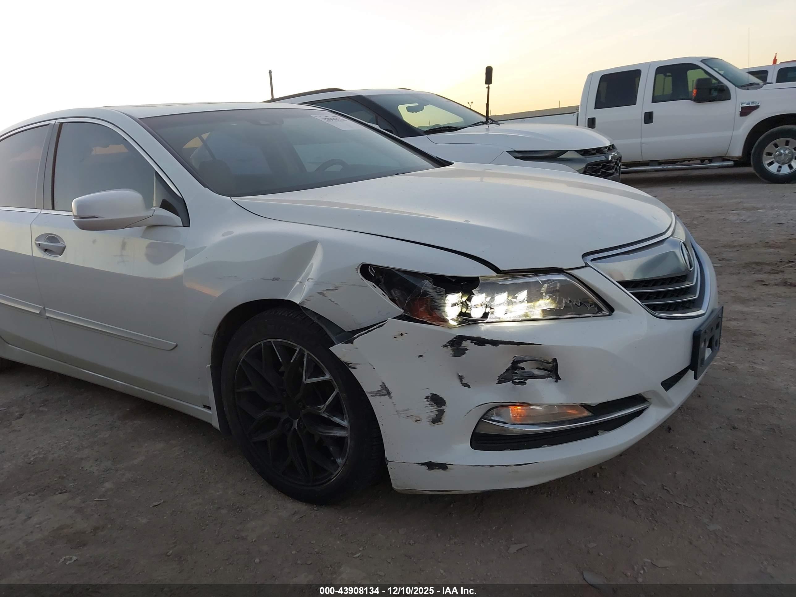 ACURA RLX image 6