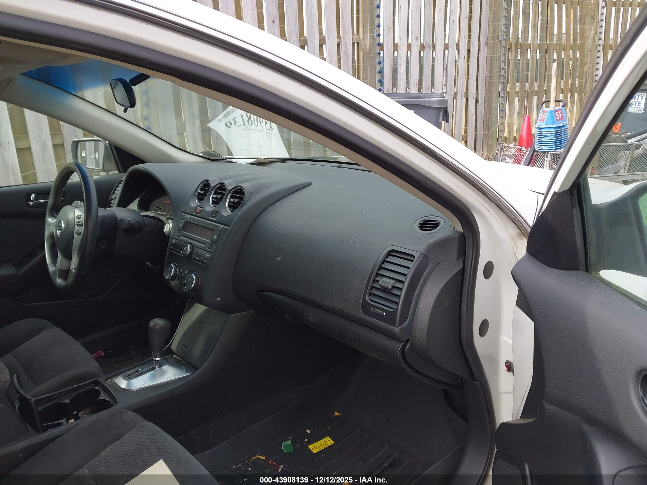 NISSAN ALTIMA image 5