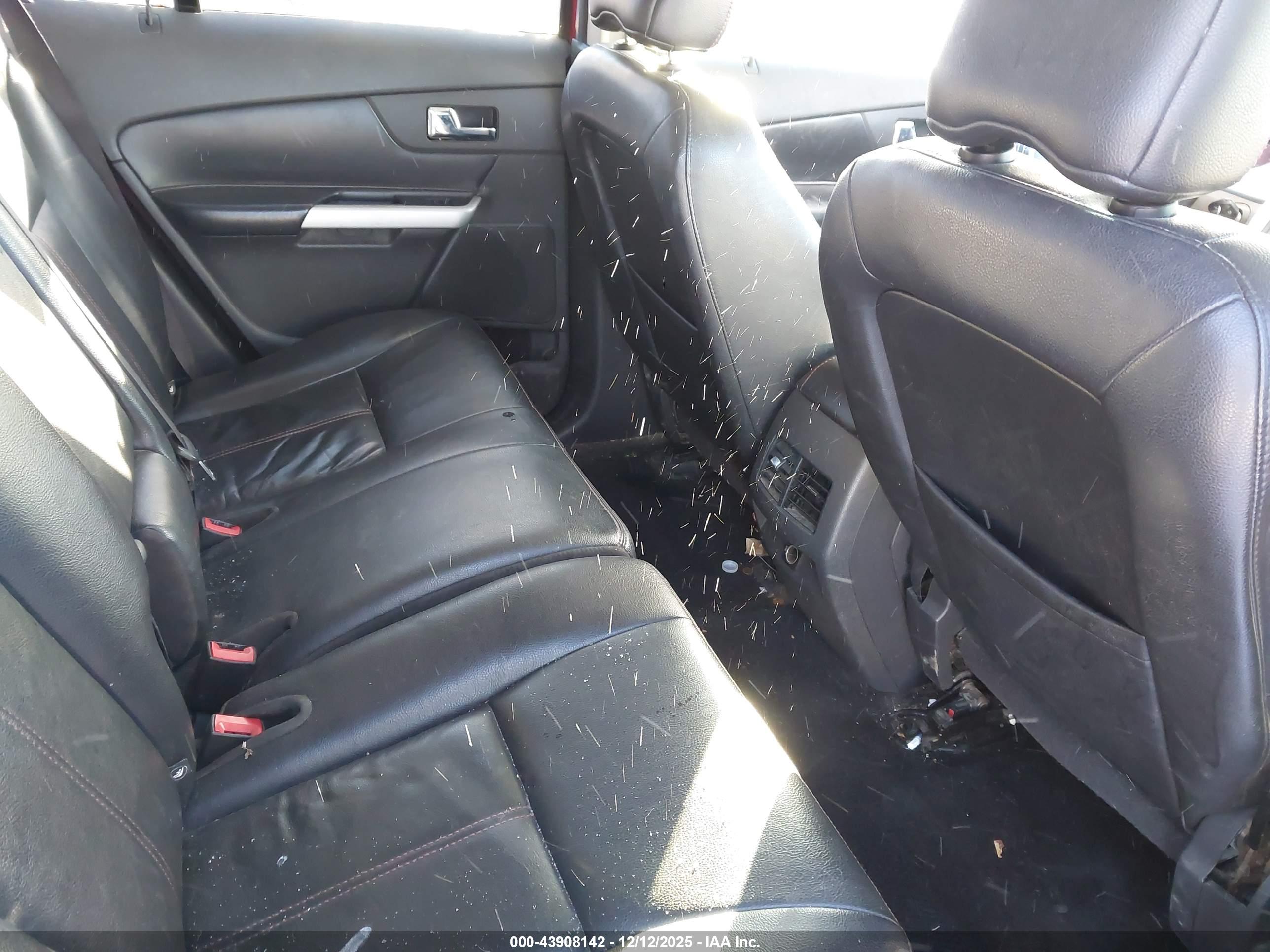 FORD EDGE image 8