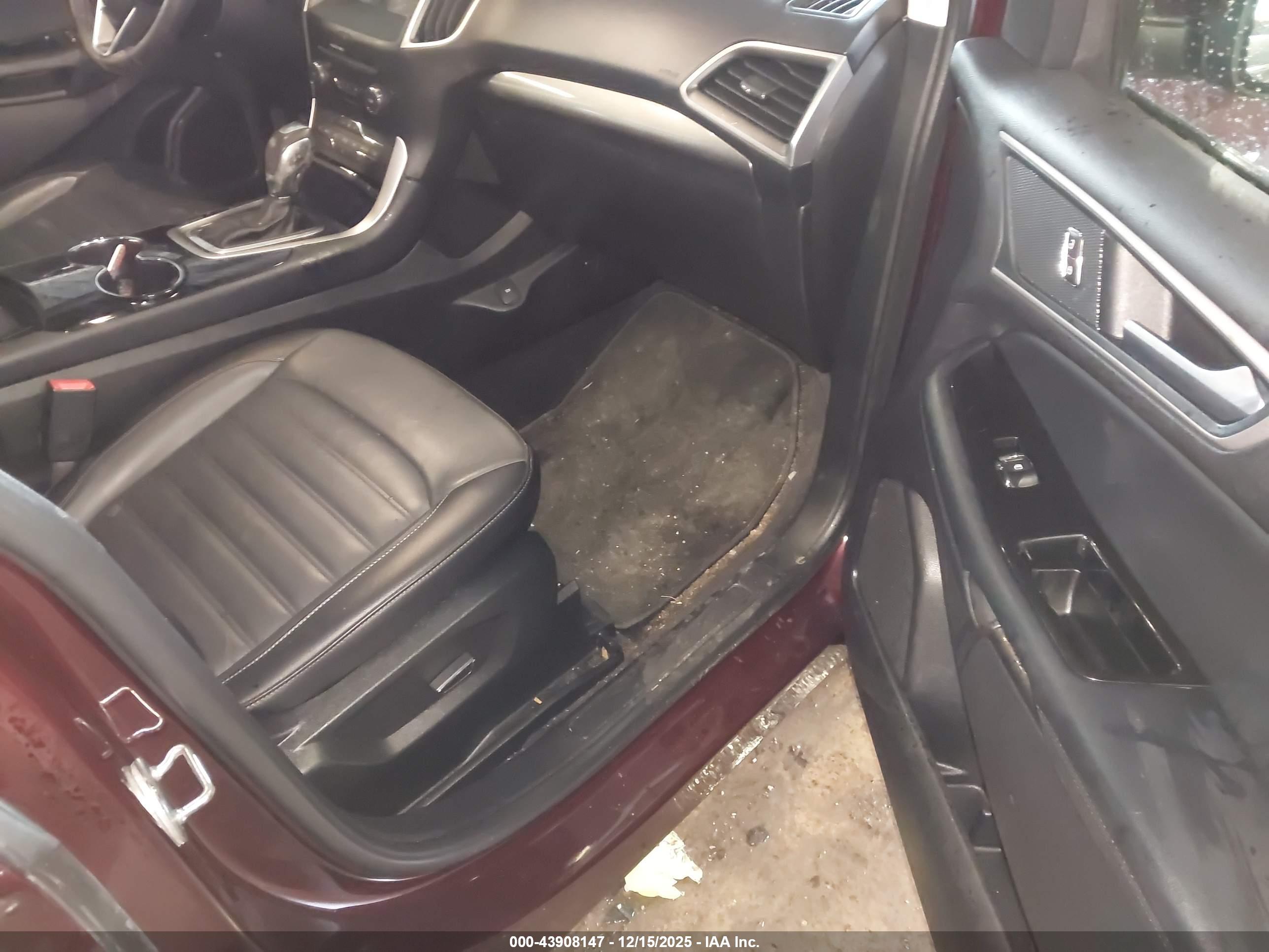 FORD EDGE image 5