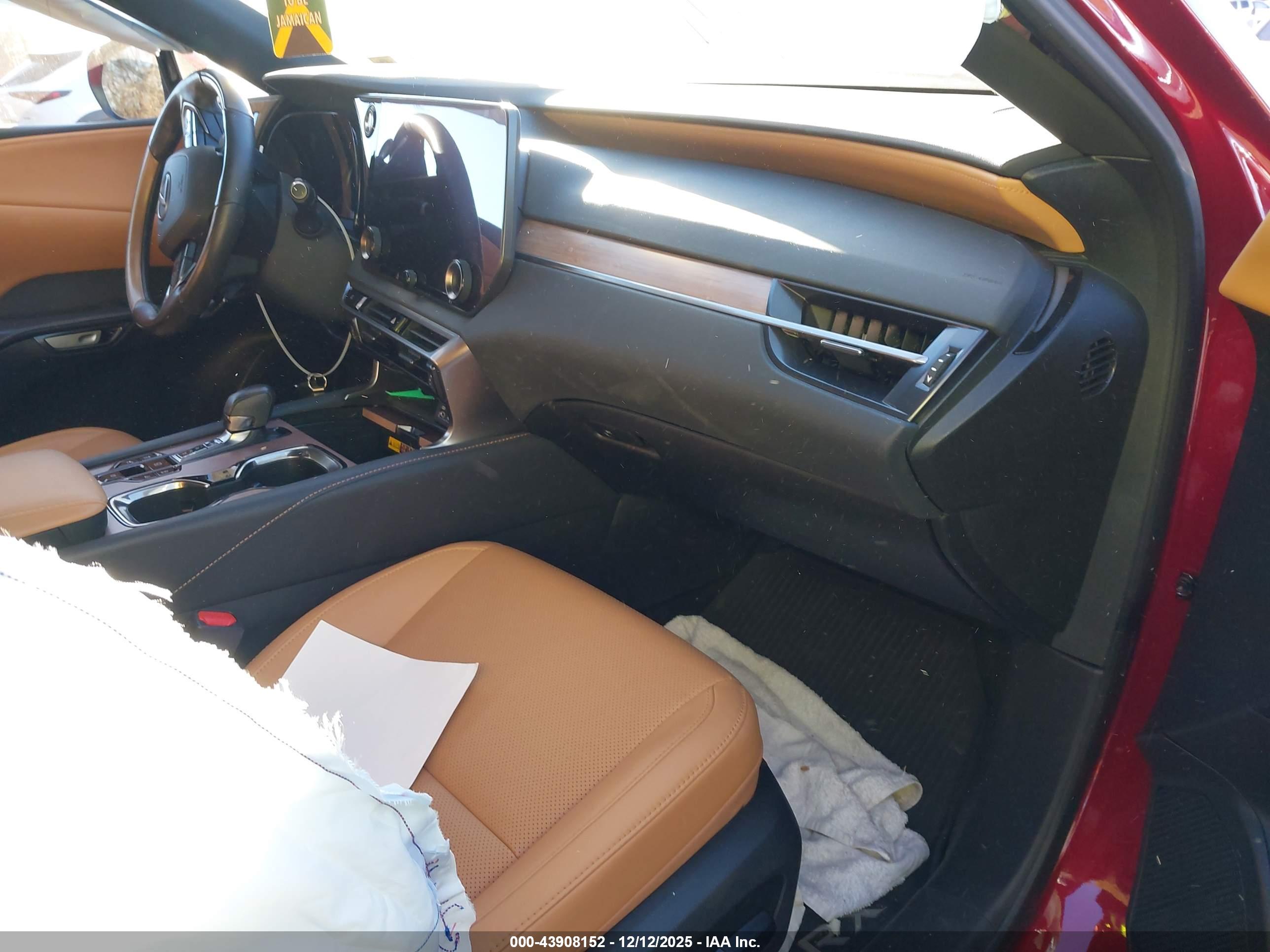 LEXUS RX image 5