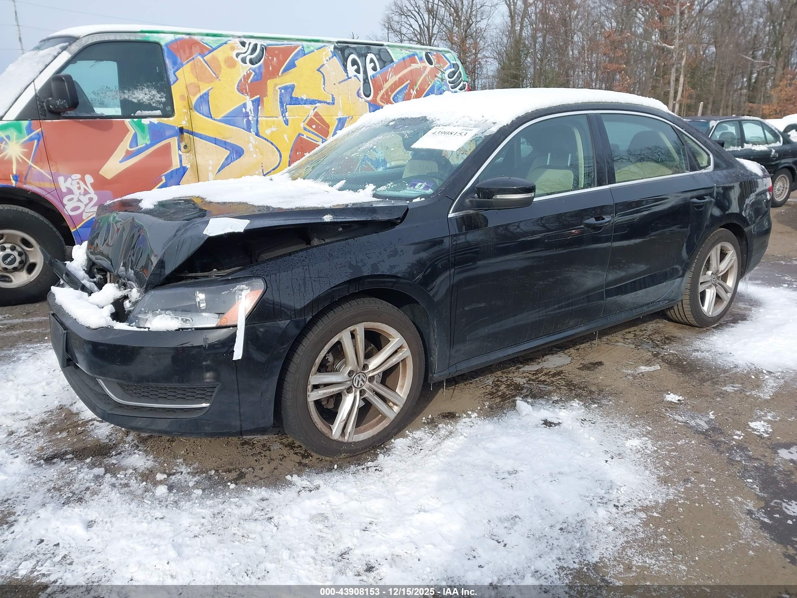 VOLKSWAGEN PASSAT image 2