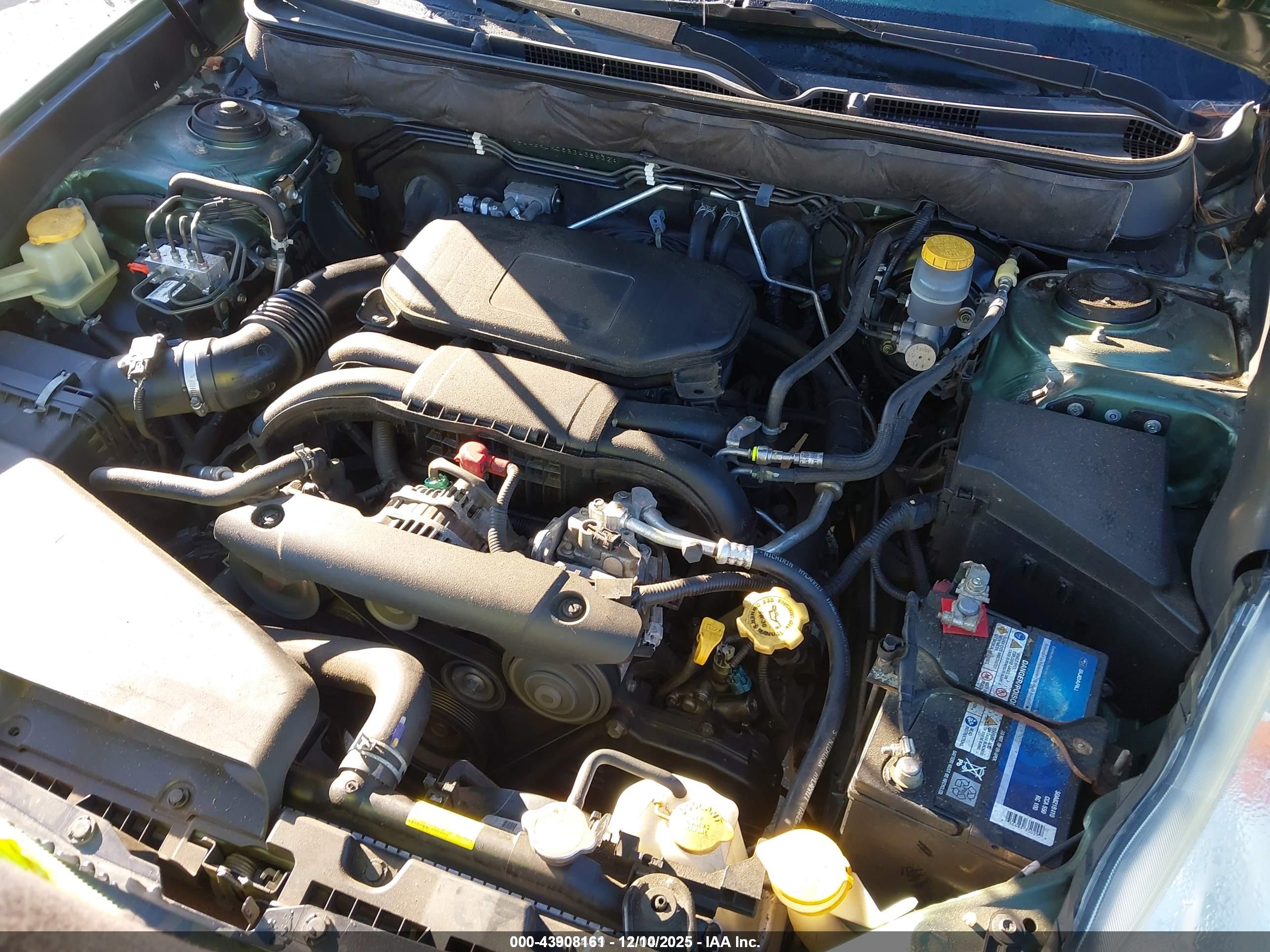 SUBARU OUTBACK image 10