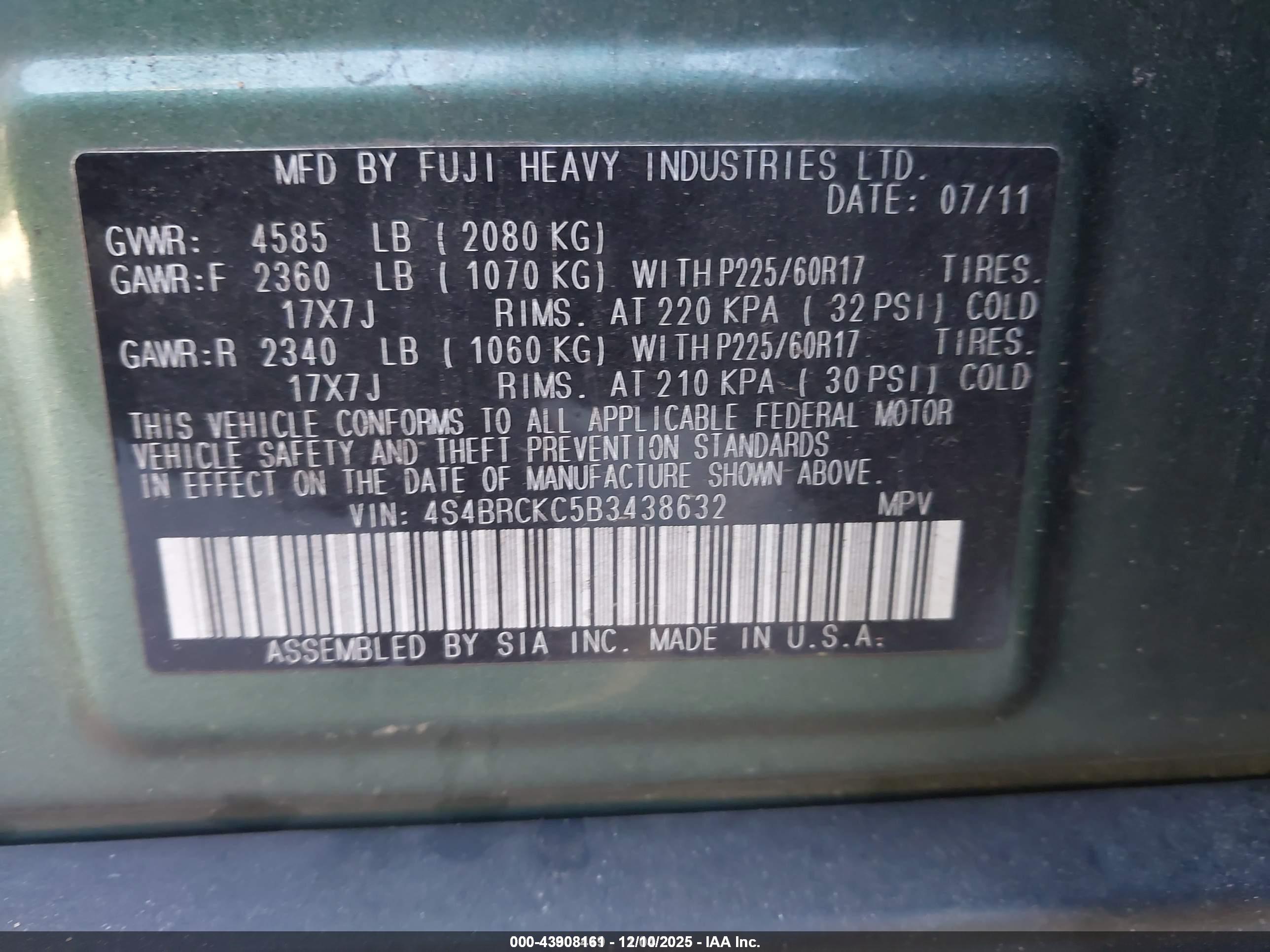 SUBARU OUTBACK image 9