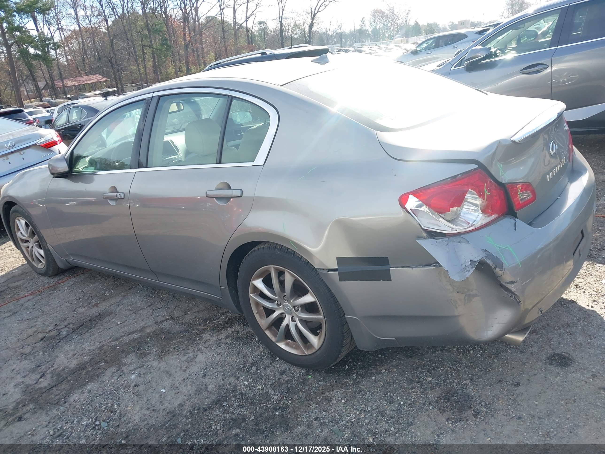 INFINITI G35 image 3