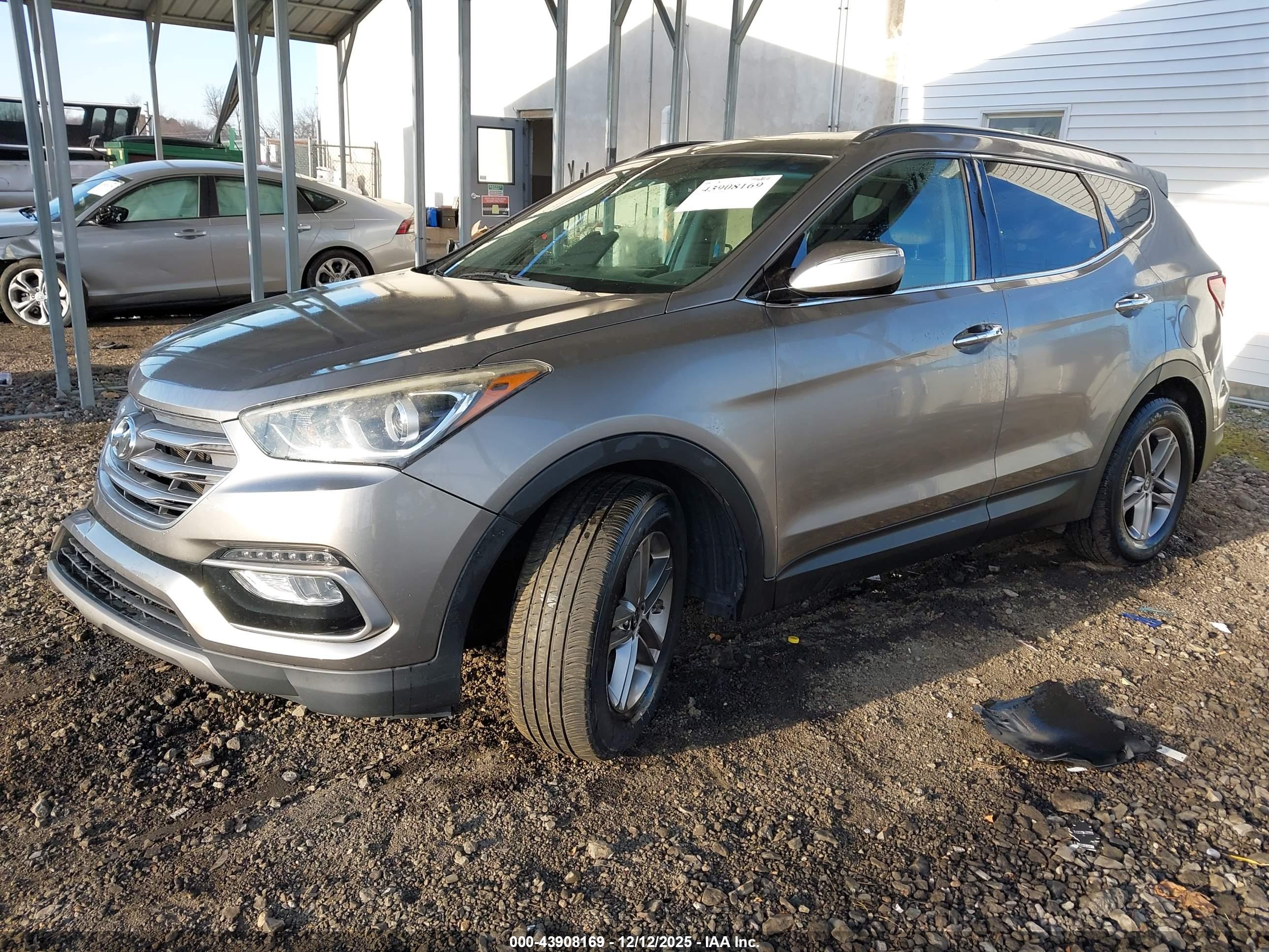 HYUNDAI SANTA image 2