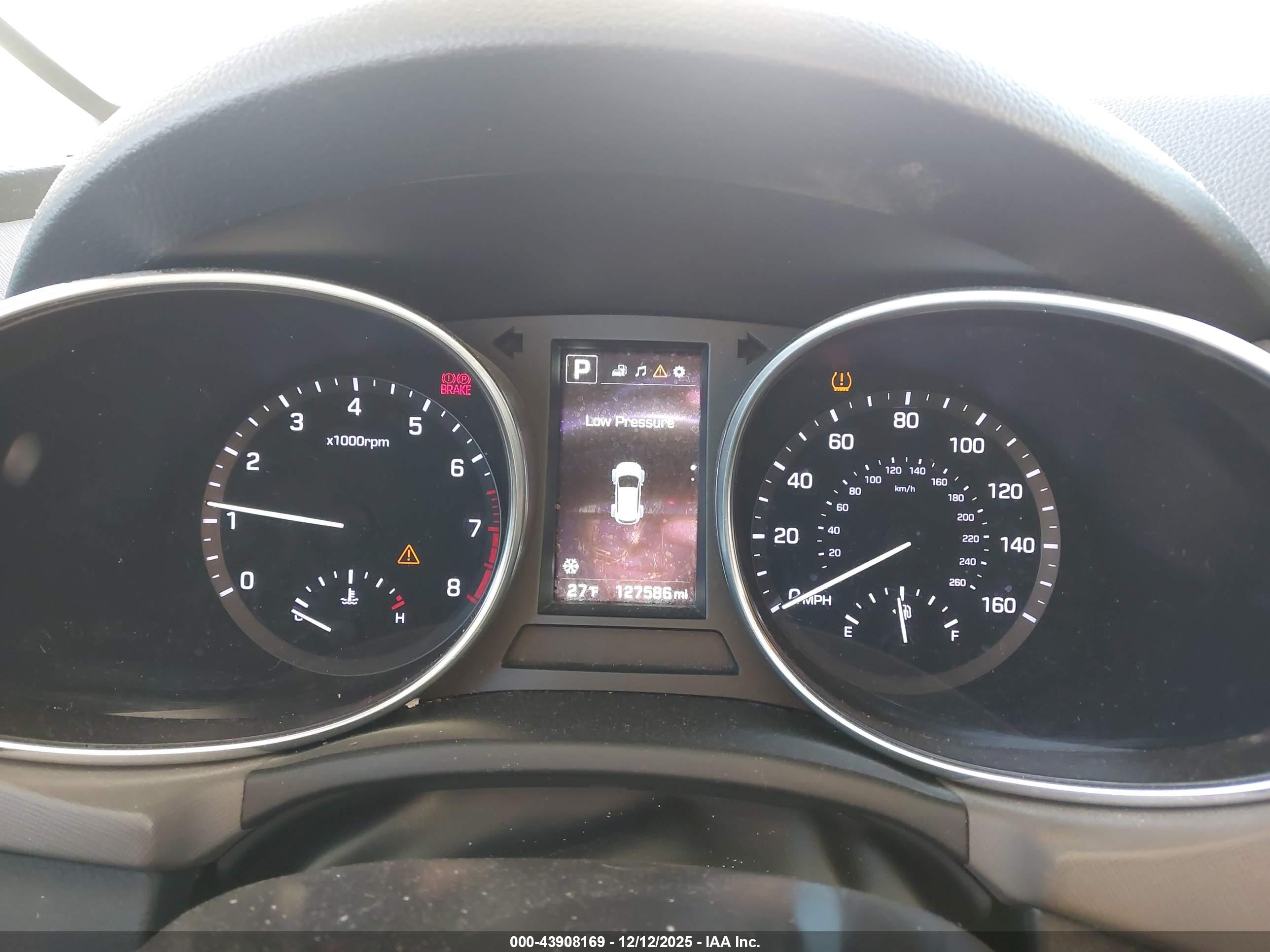 HYUNDAI SANTA image 7