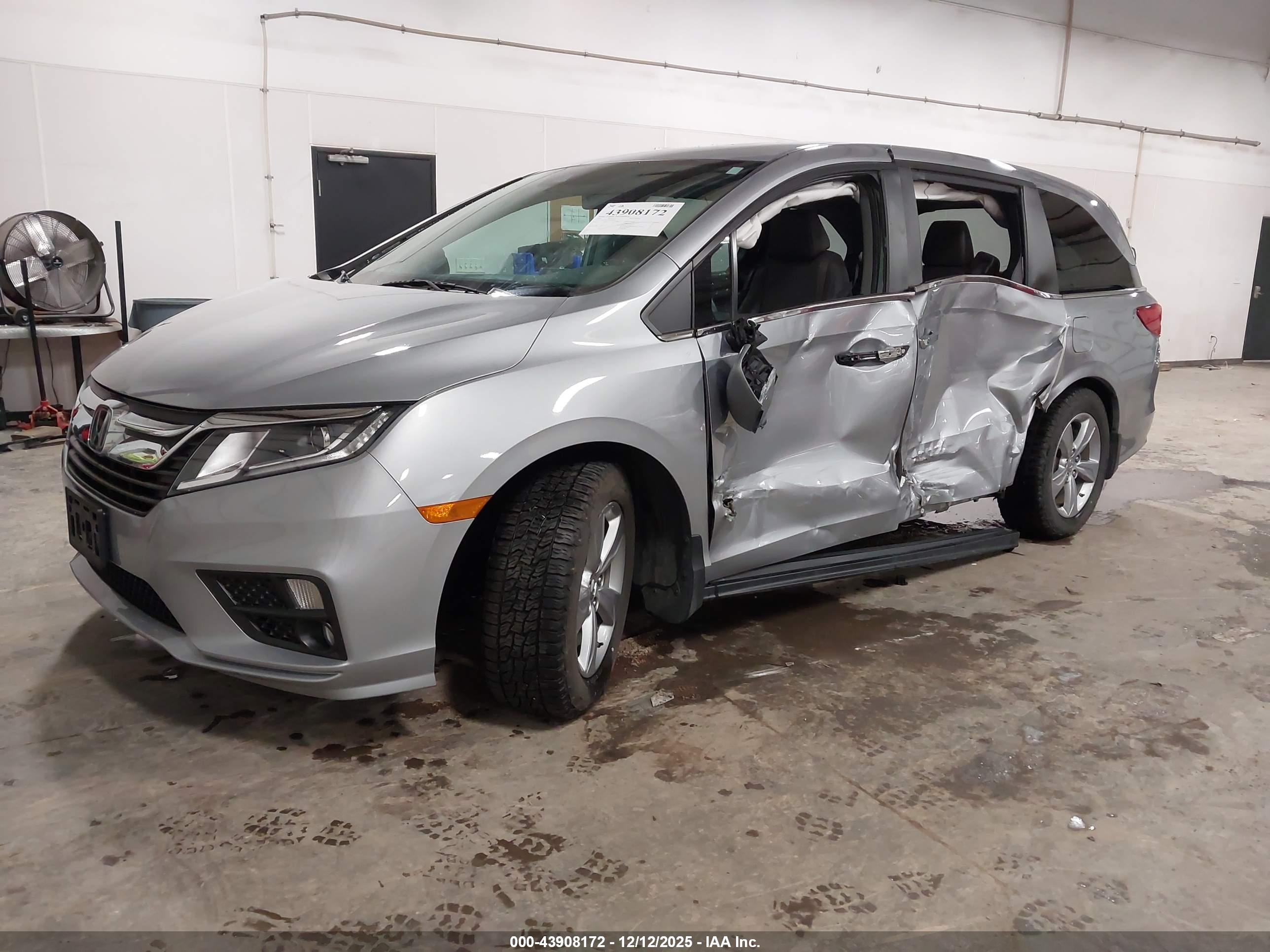 HONDA ODYSSEY image 2