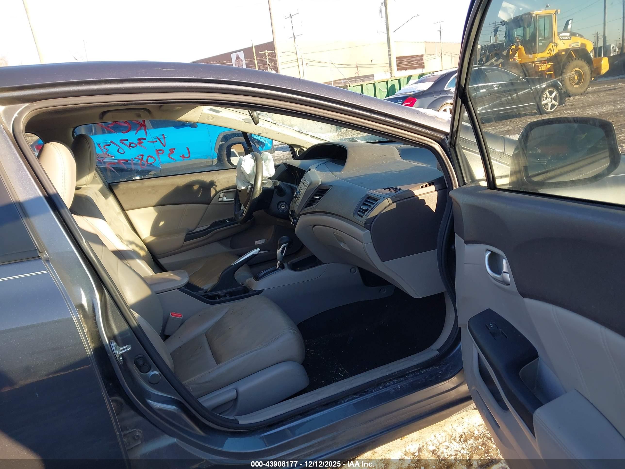 HONDA CIVIC image 5