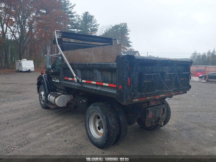 FORD F-750 image 3