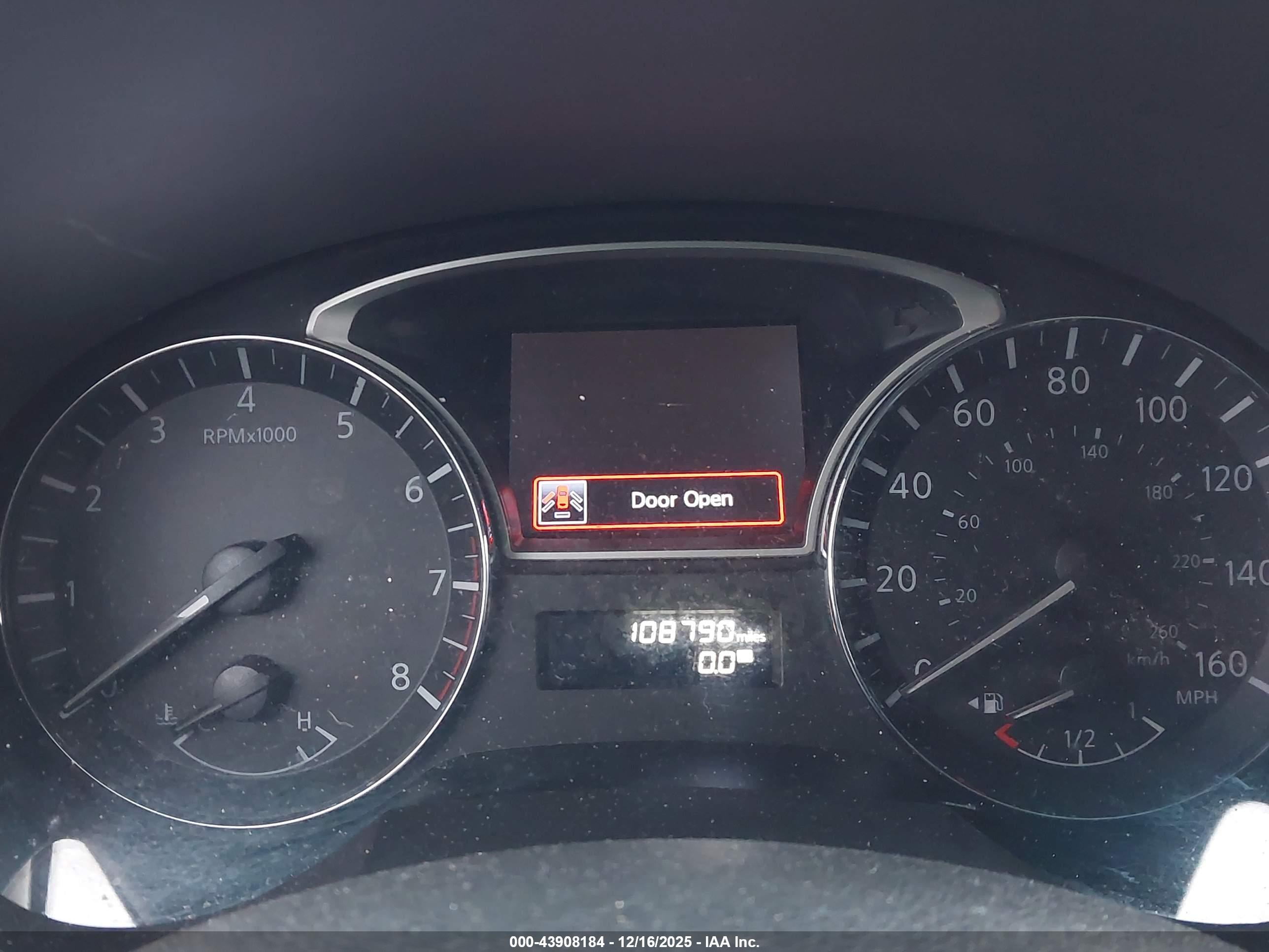 NISSAN ALTIMA image 7