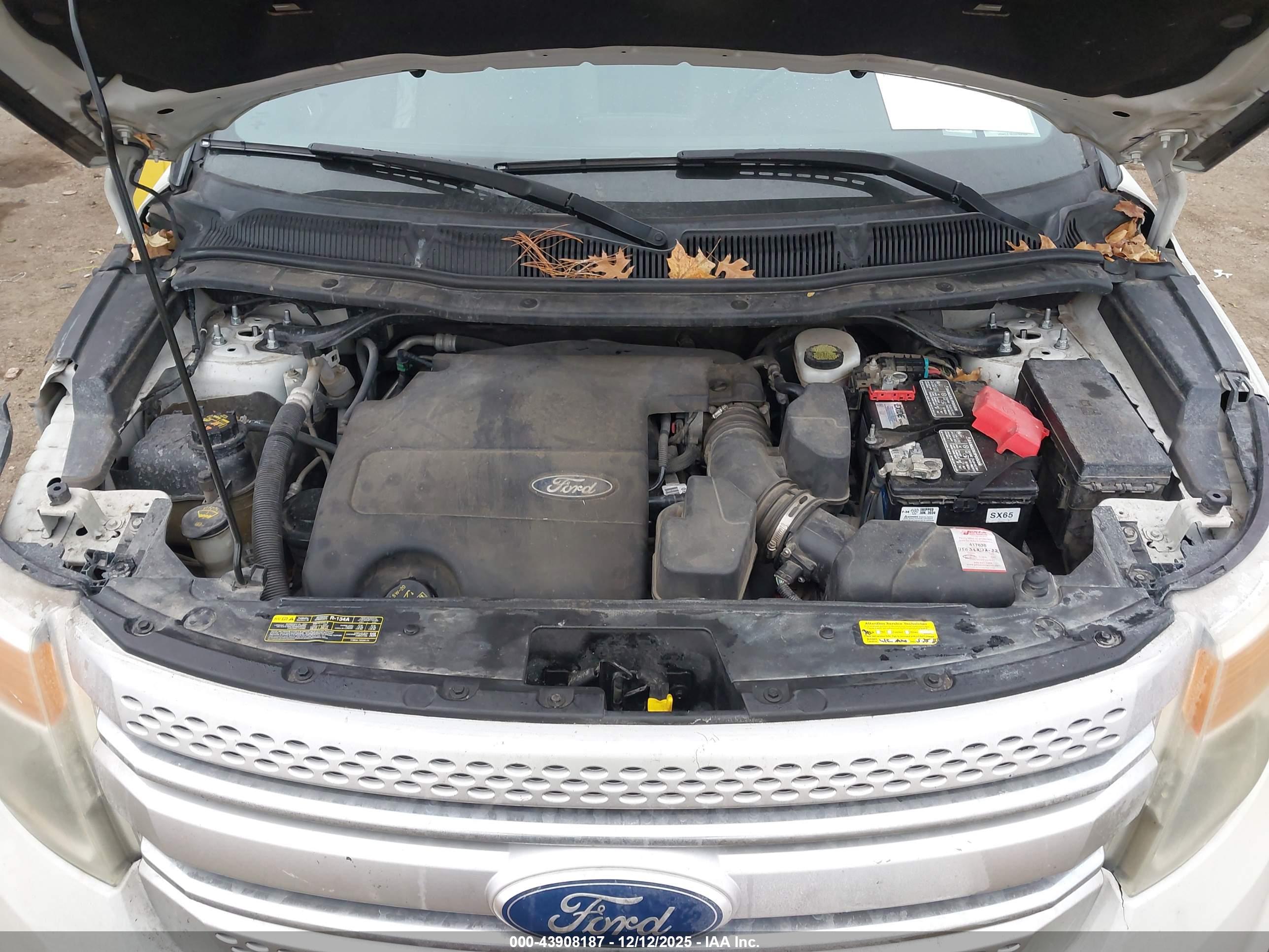 FORD EXPLORER image 10