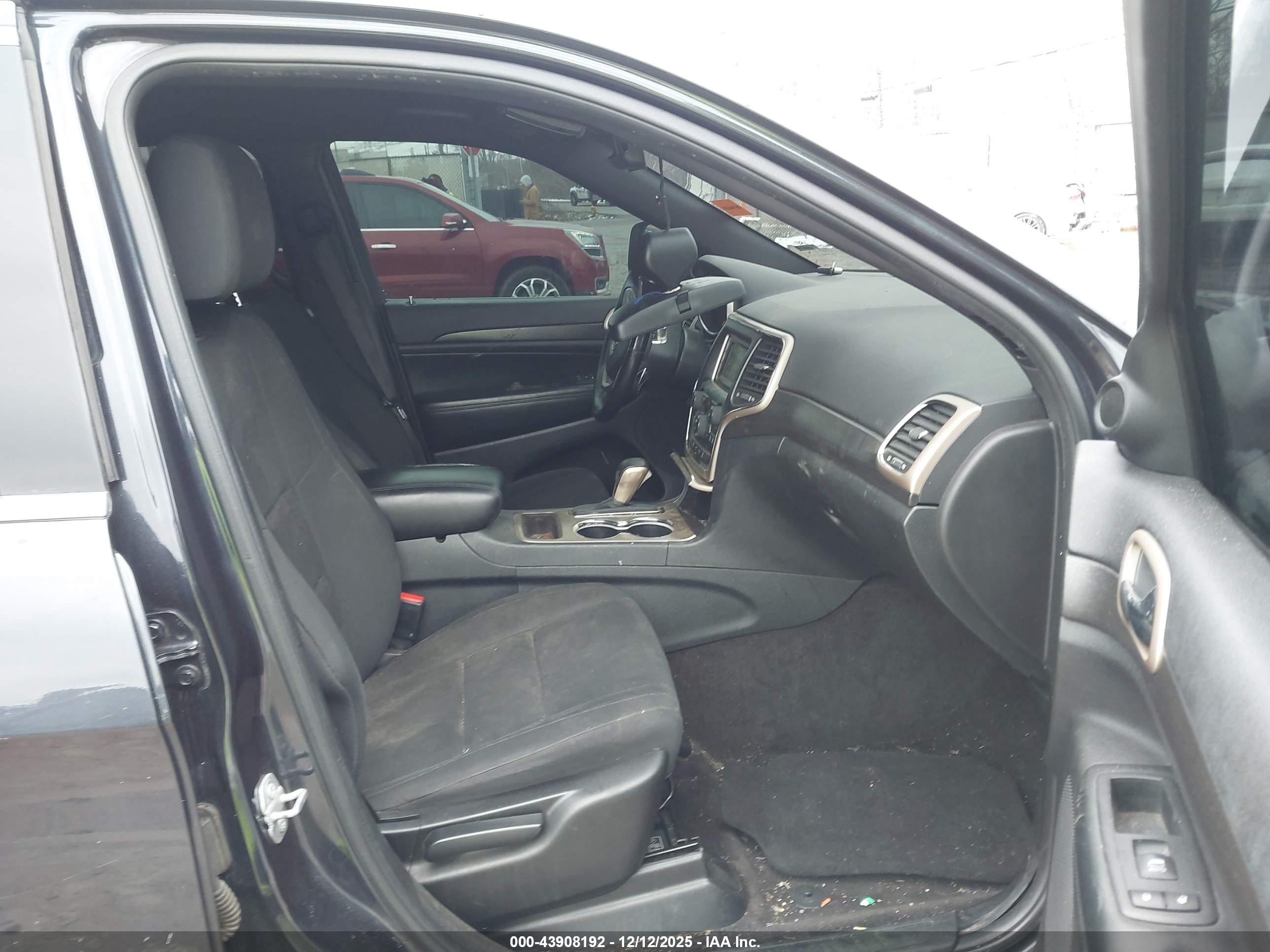 JEEP GRAND image 5