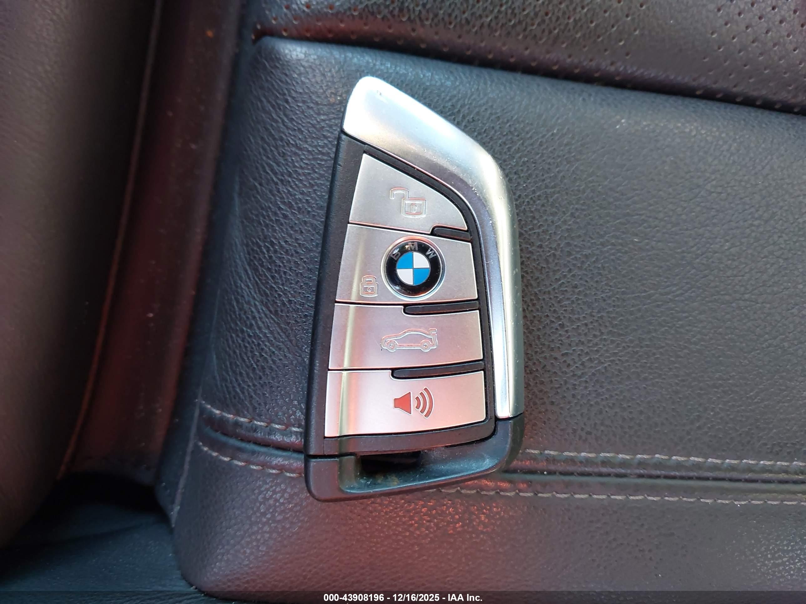 BMW X5 image 11