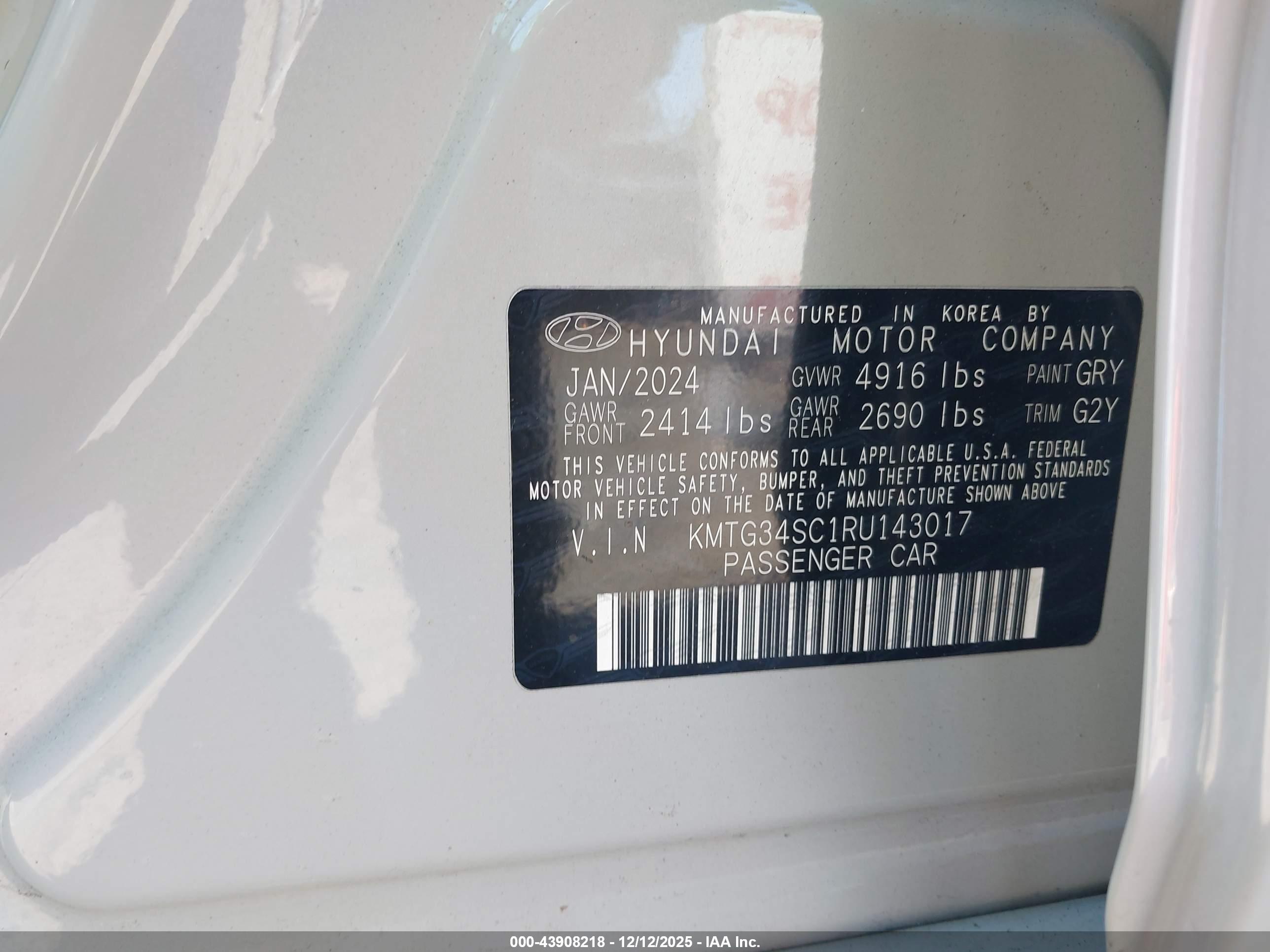 GENESIS G70 image 9