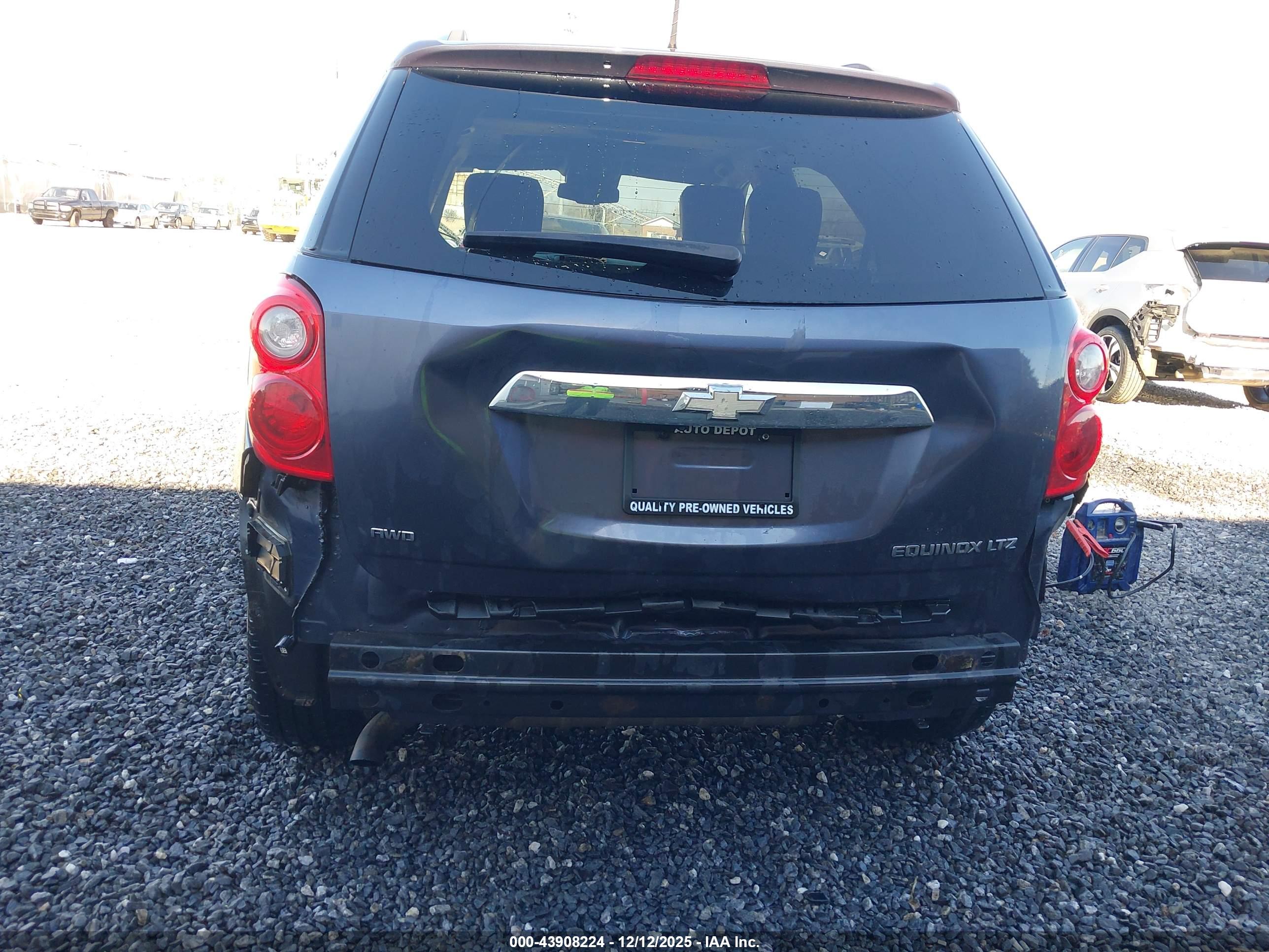 CHEVROLET EQUINOX image 6