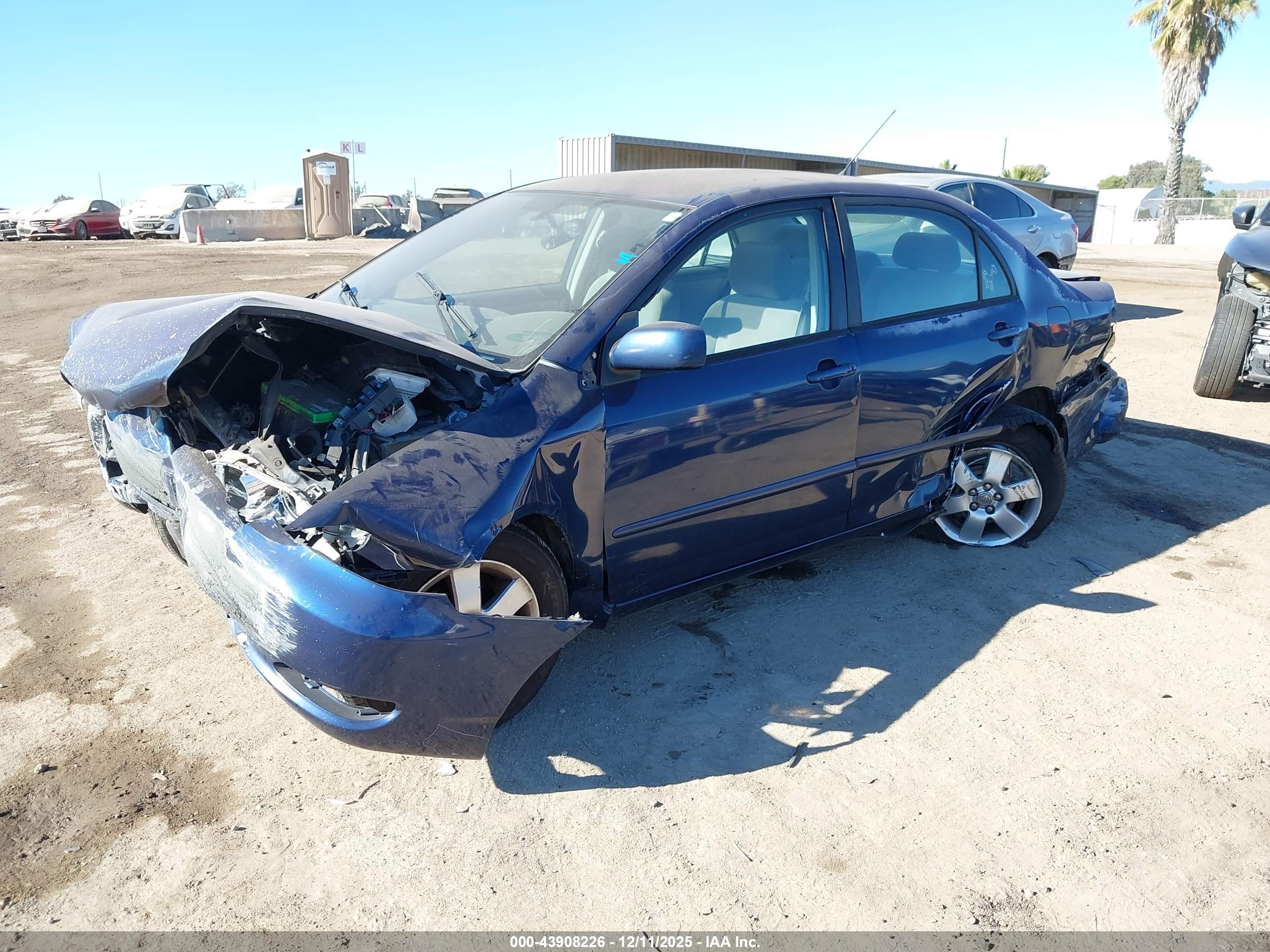 TOYOTA COROLLA image 2