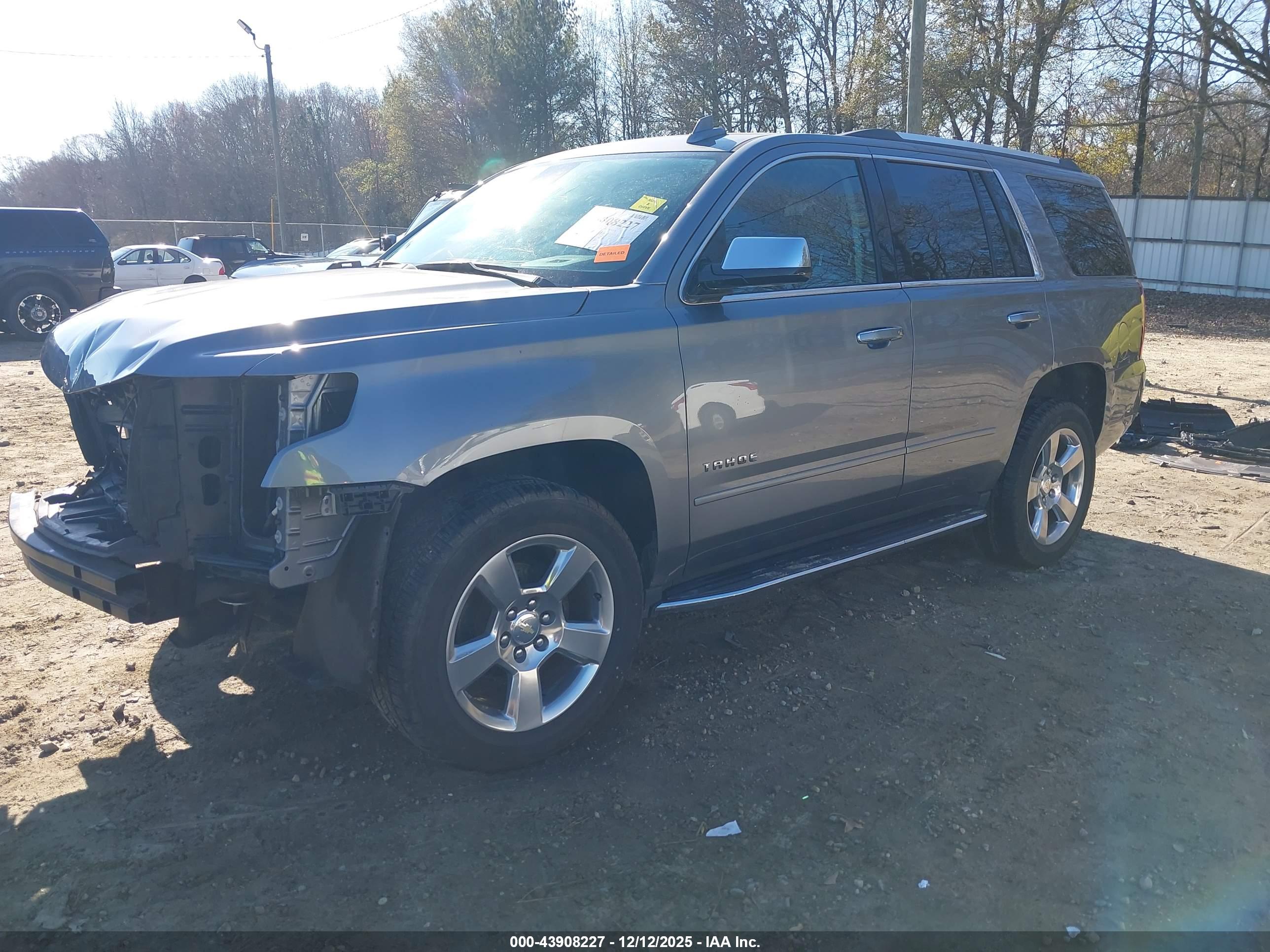 CHEVROLET TAHOE image 2