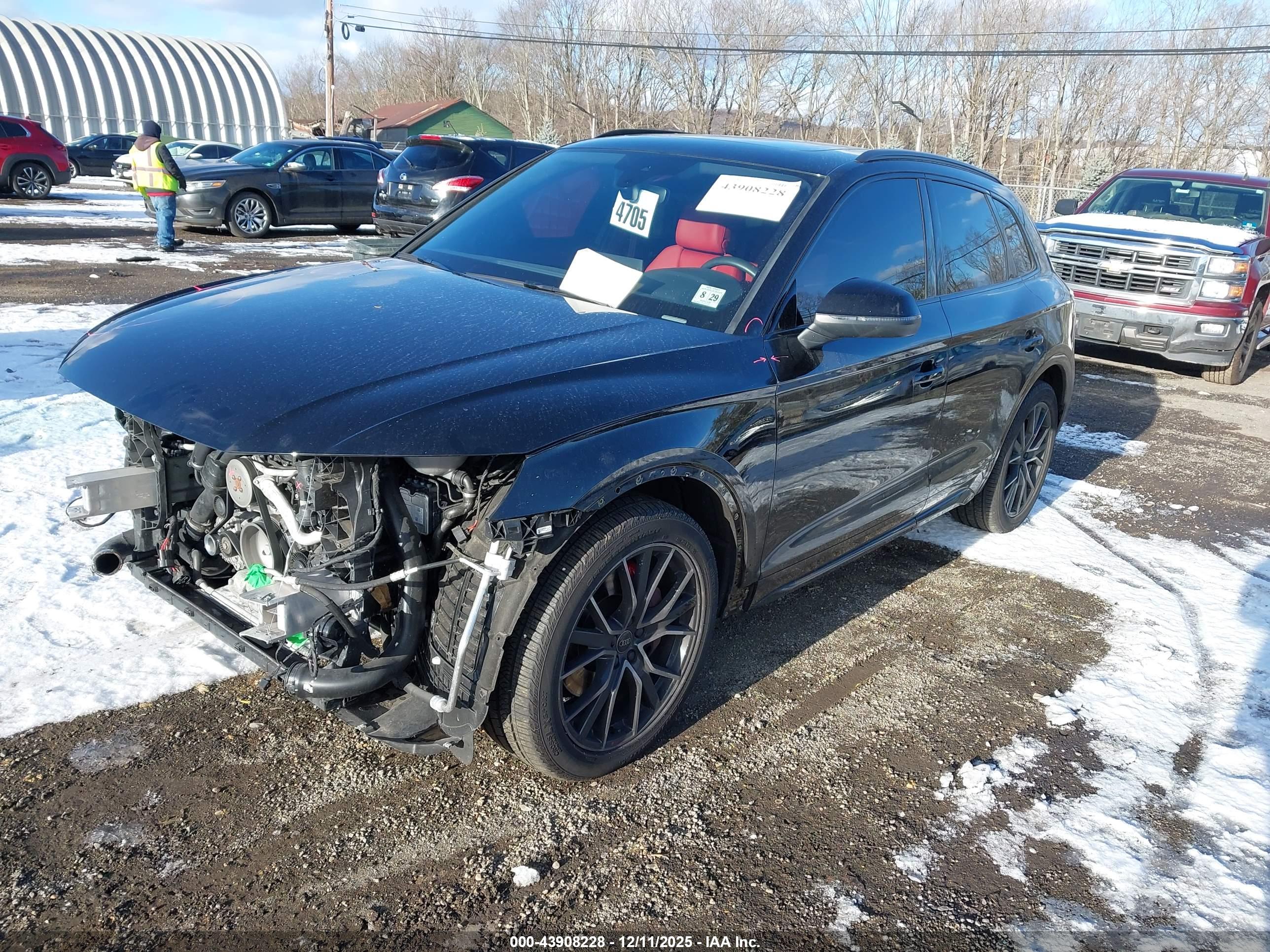 AUDI SQ5 image 2