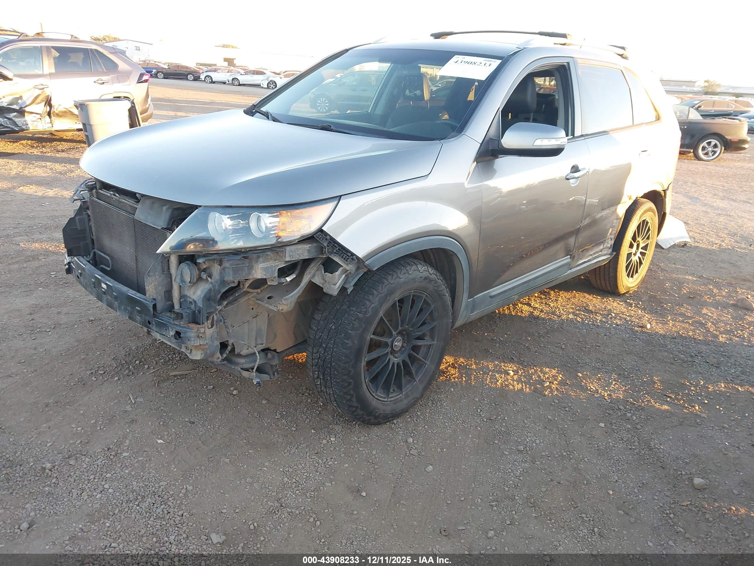 KIA SORENTO image 6