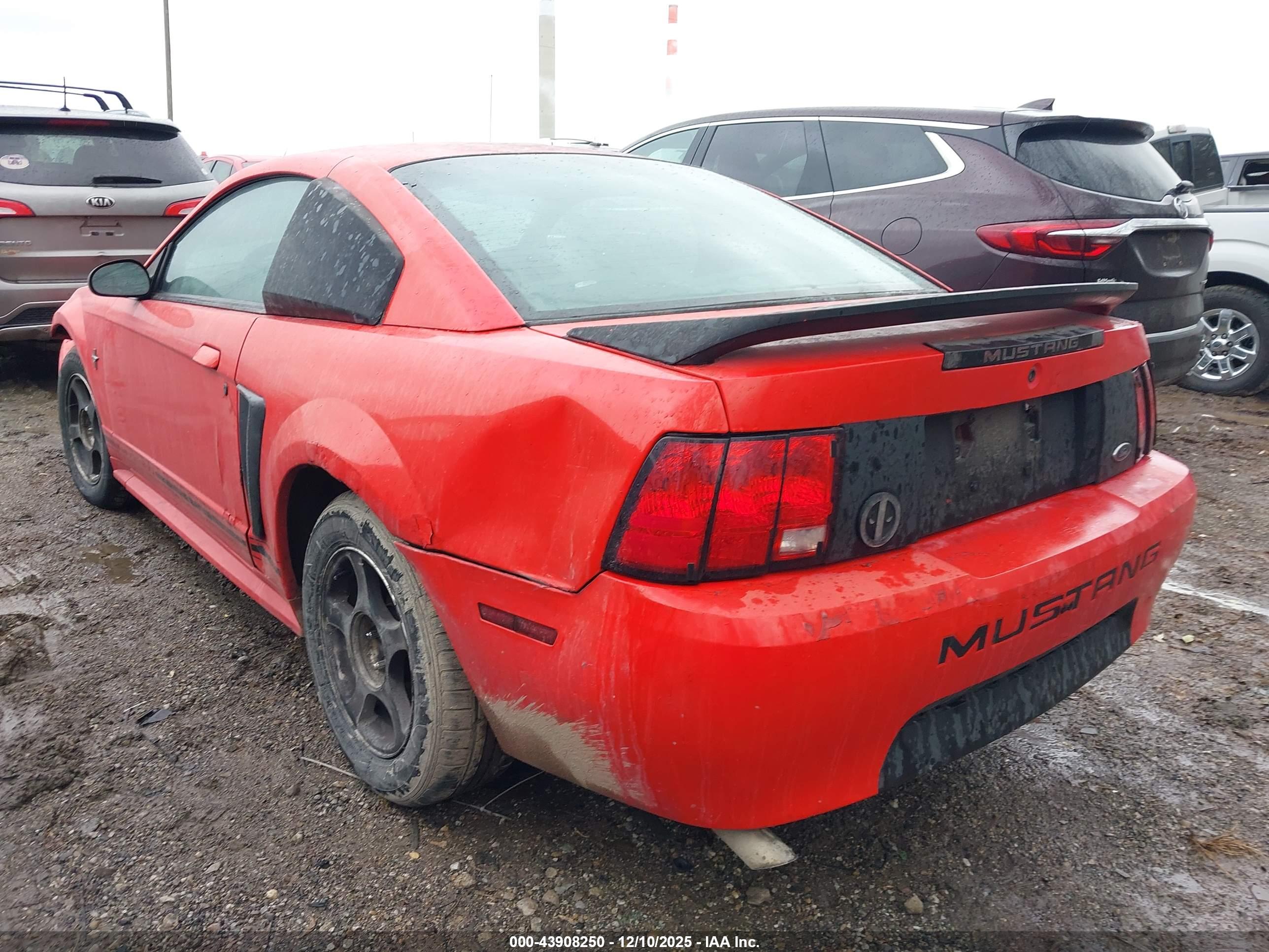 FORD MUSTANG image 3
