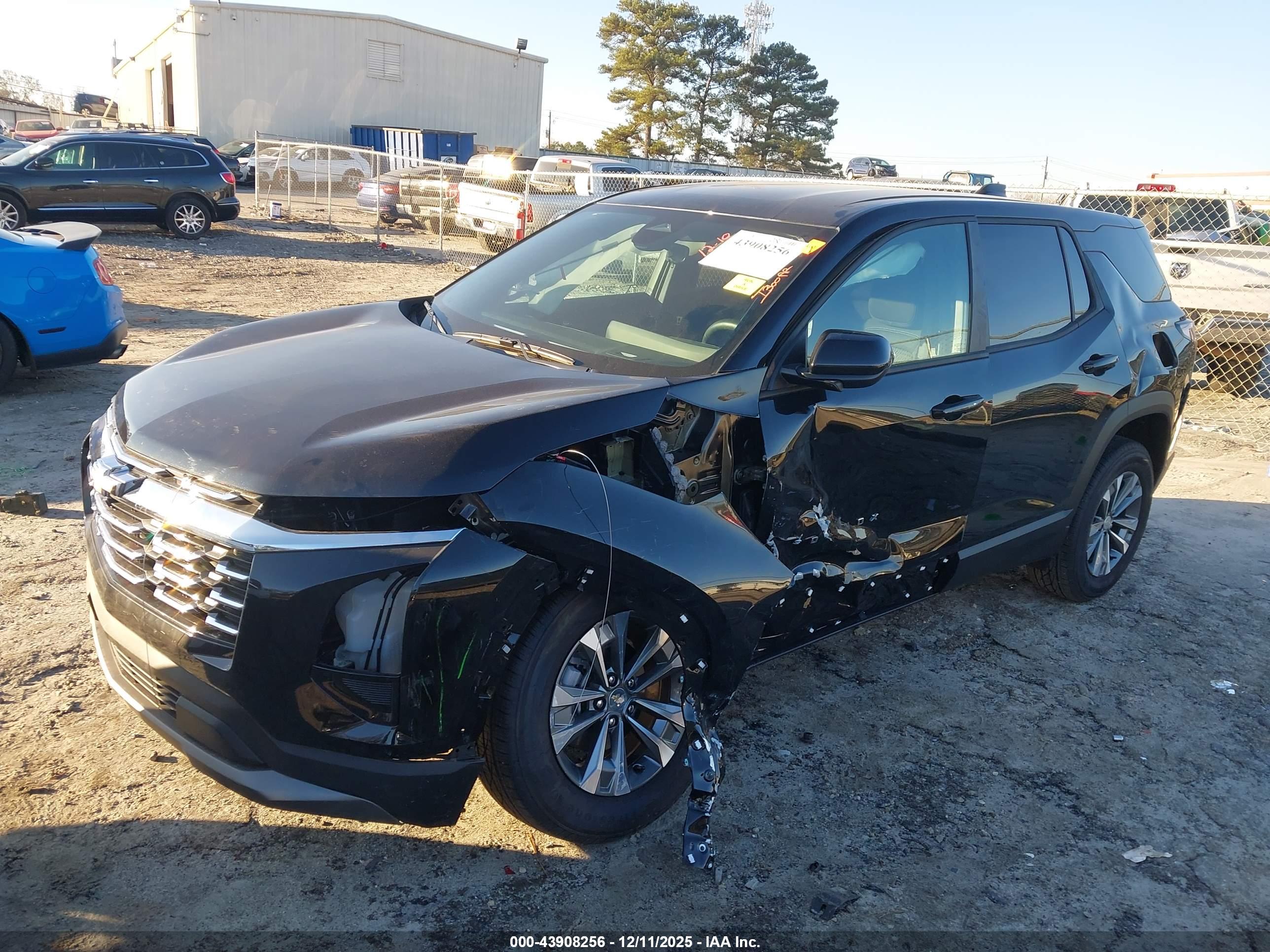 CHEVROLET EQUINOX image 6