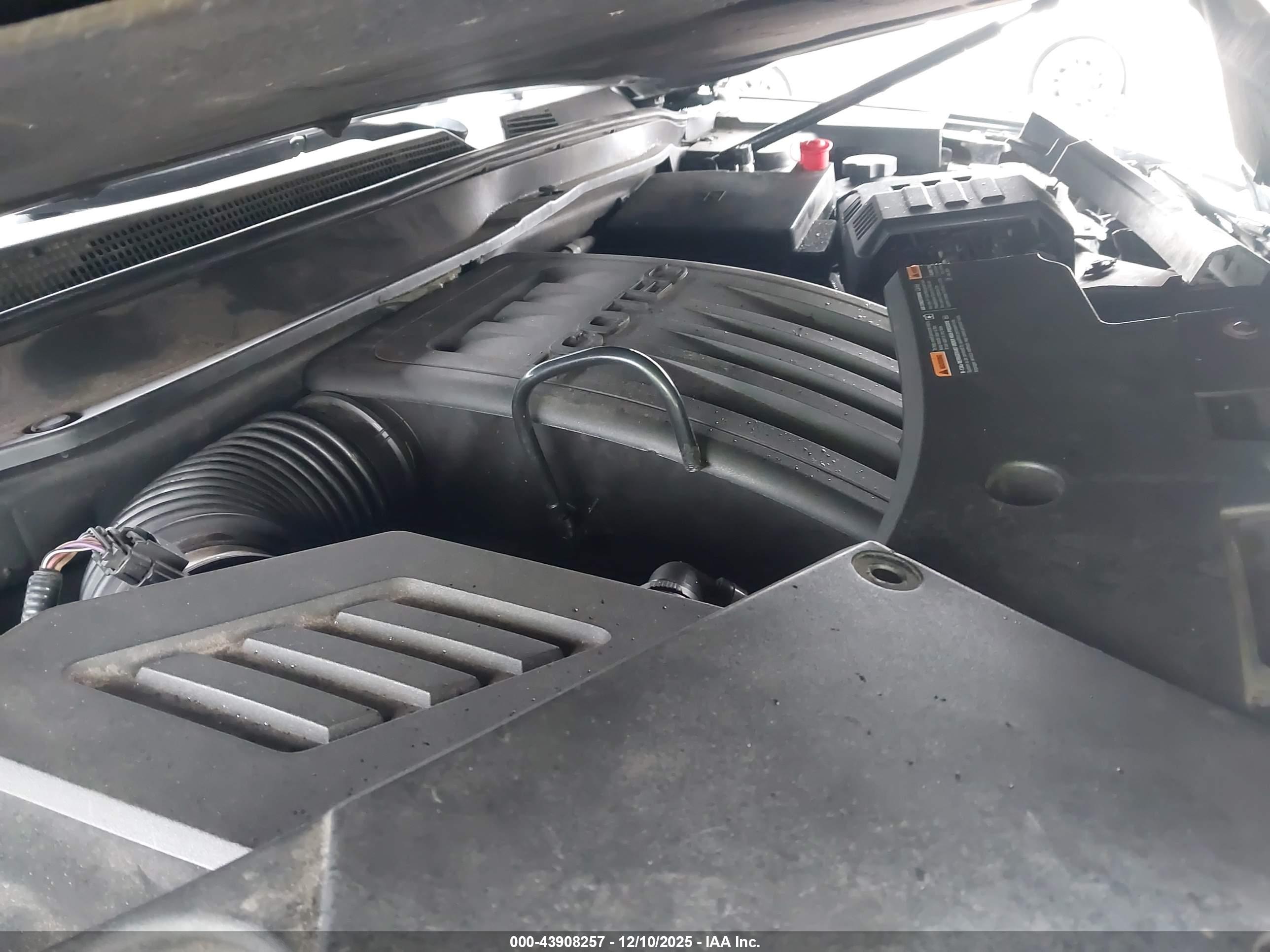 CHEVROLET EQUINOX image 10