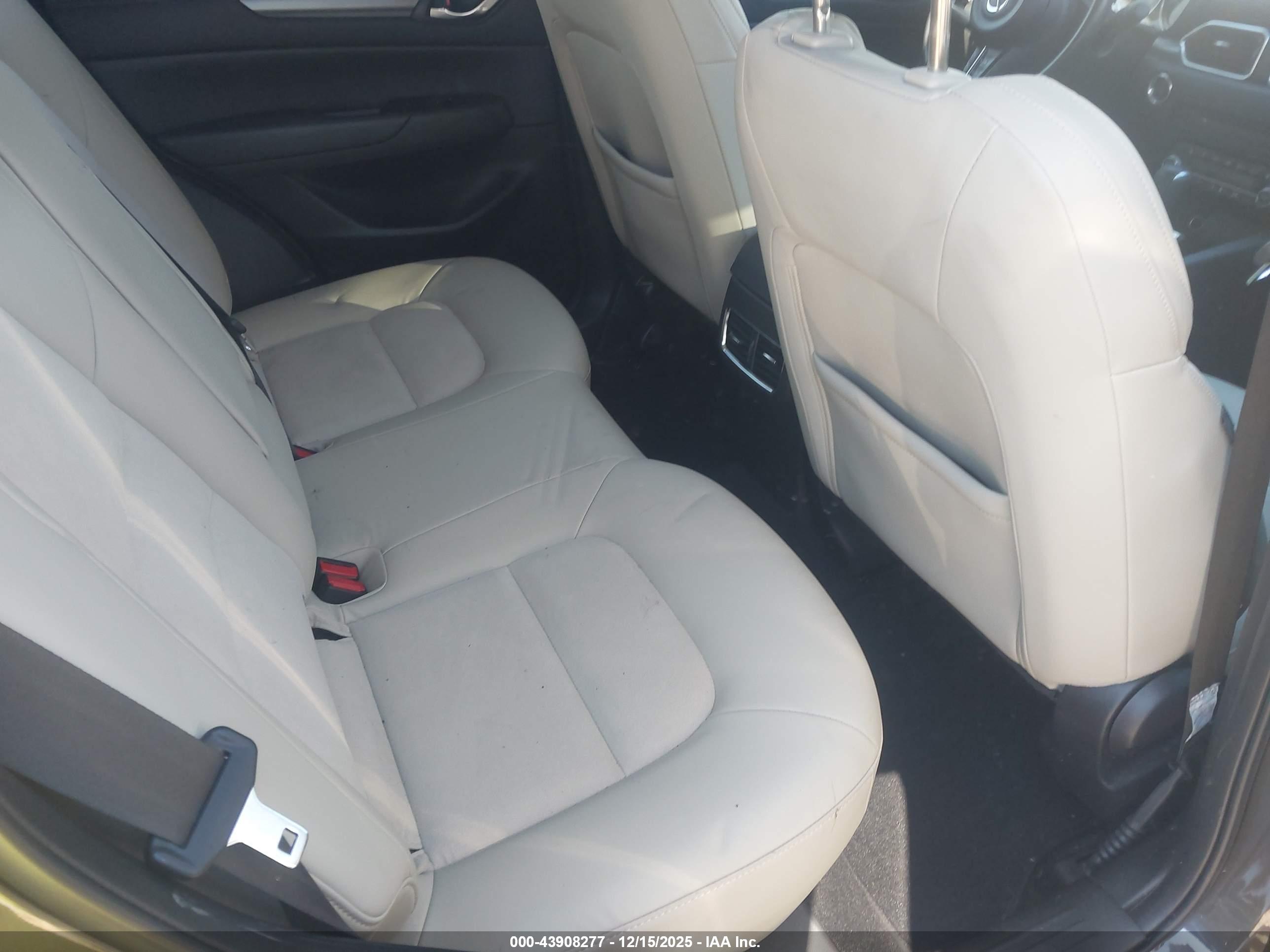 MAZDA CX-5 image 8