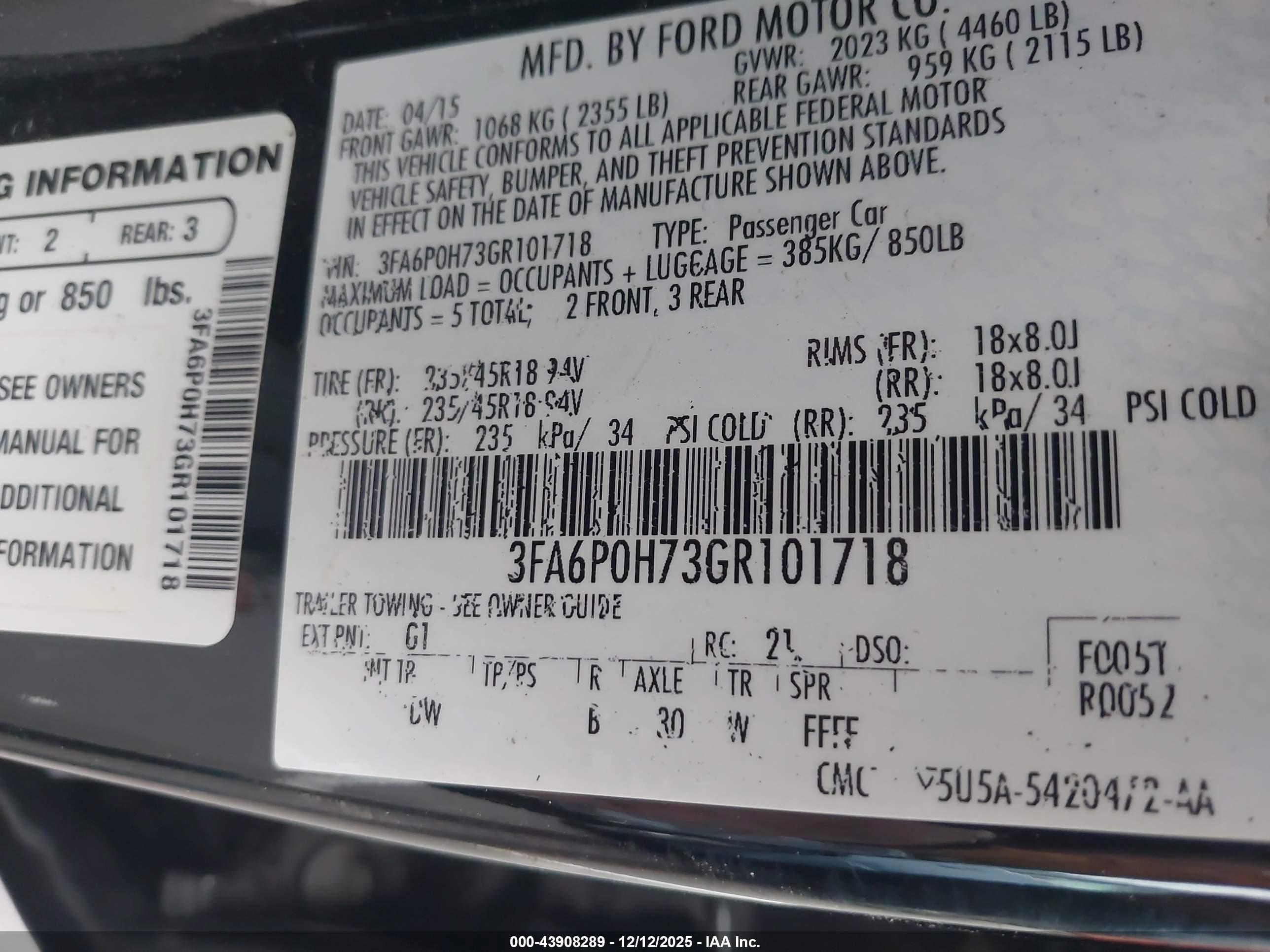 FORD FUSION image 9