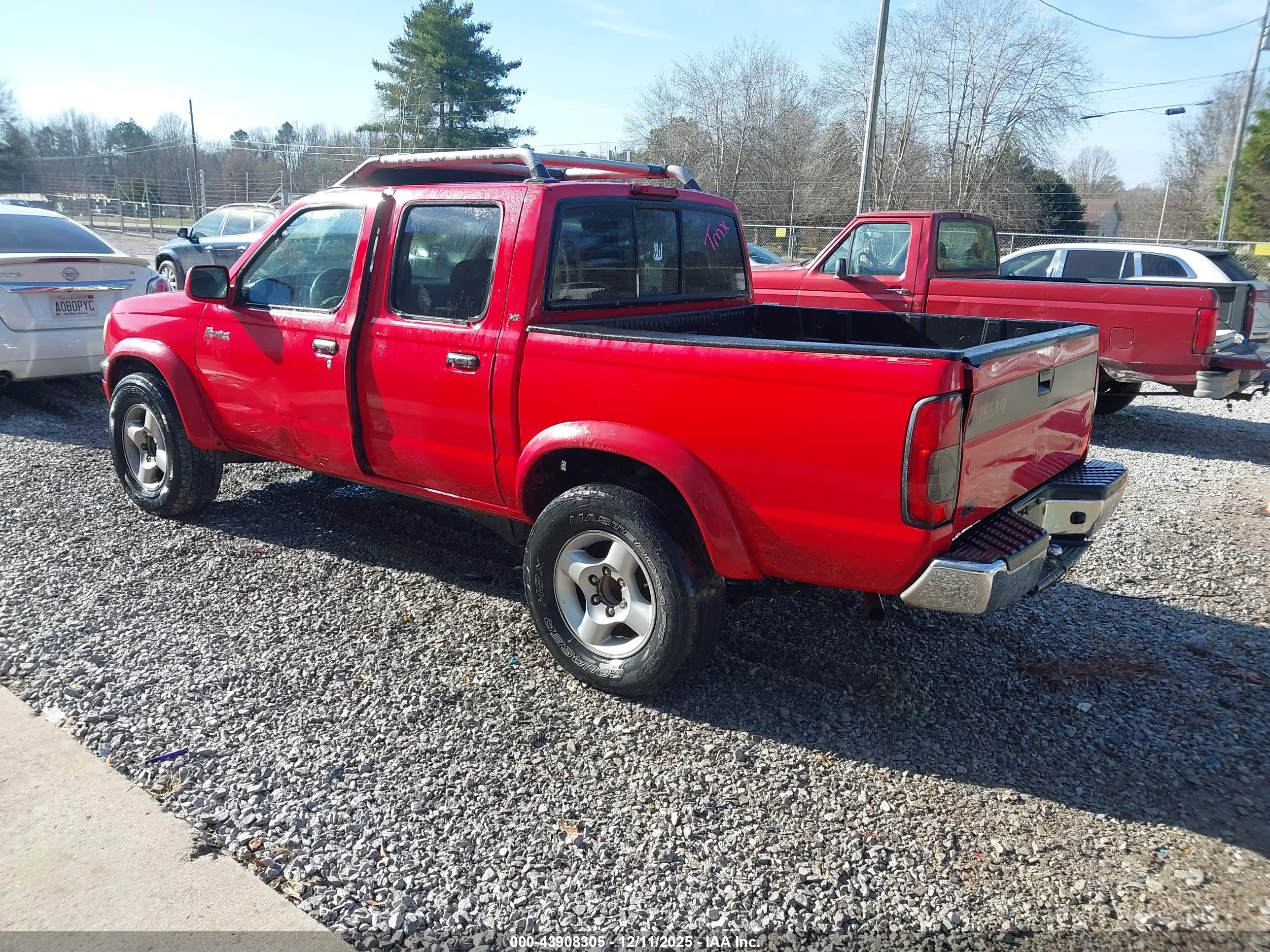 NISSAN FRONTIER image 3