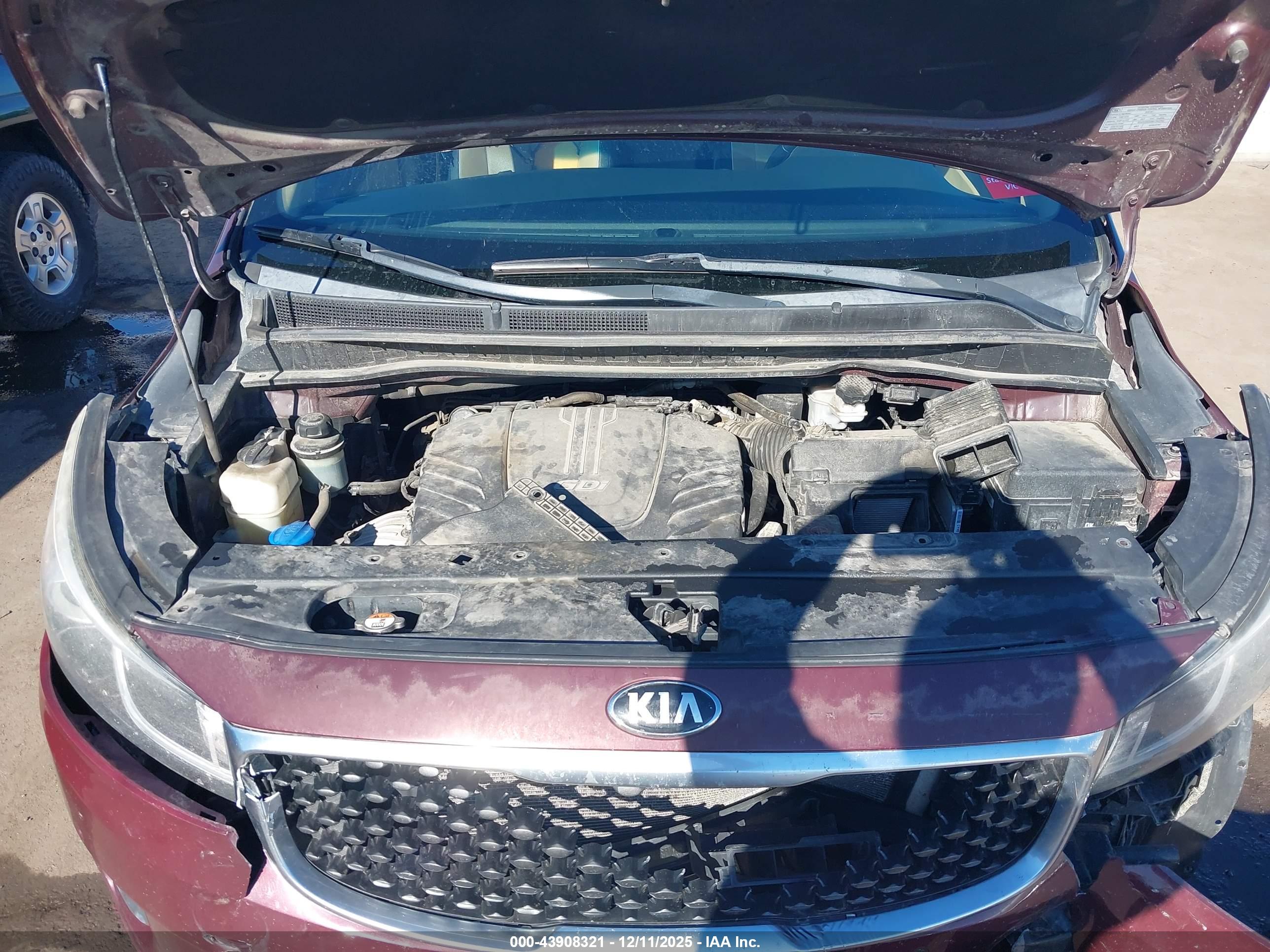 KIA SEDONA image 10