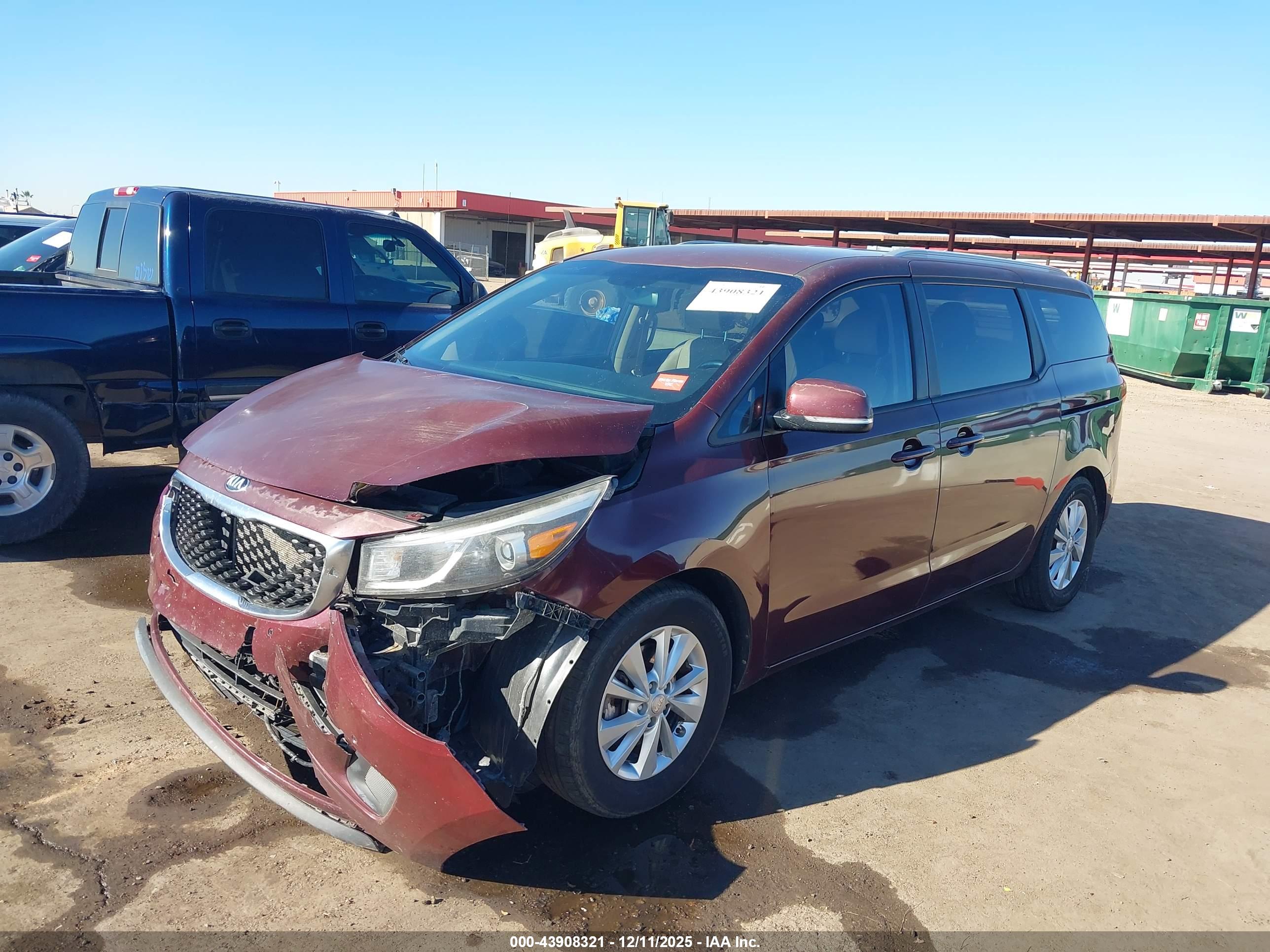 KIA SEDONA image 6
