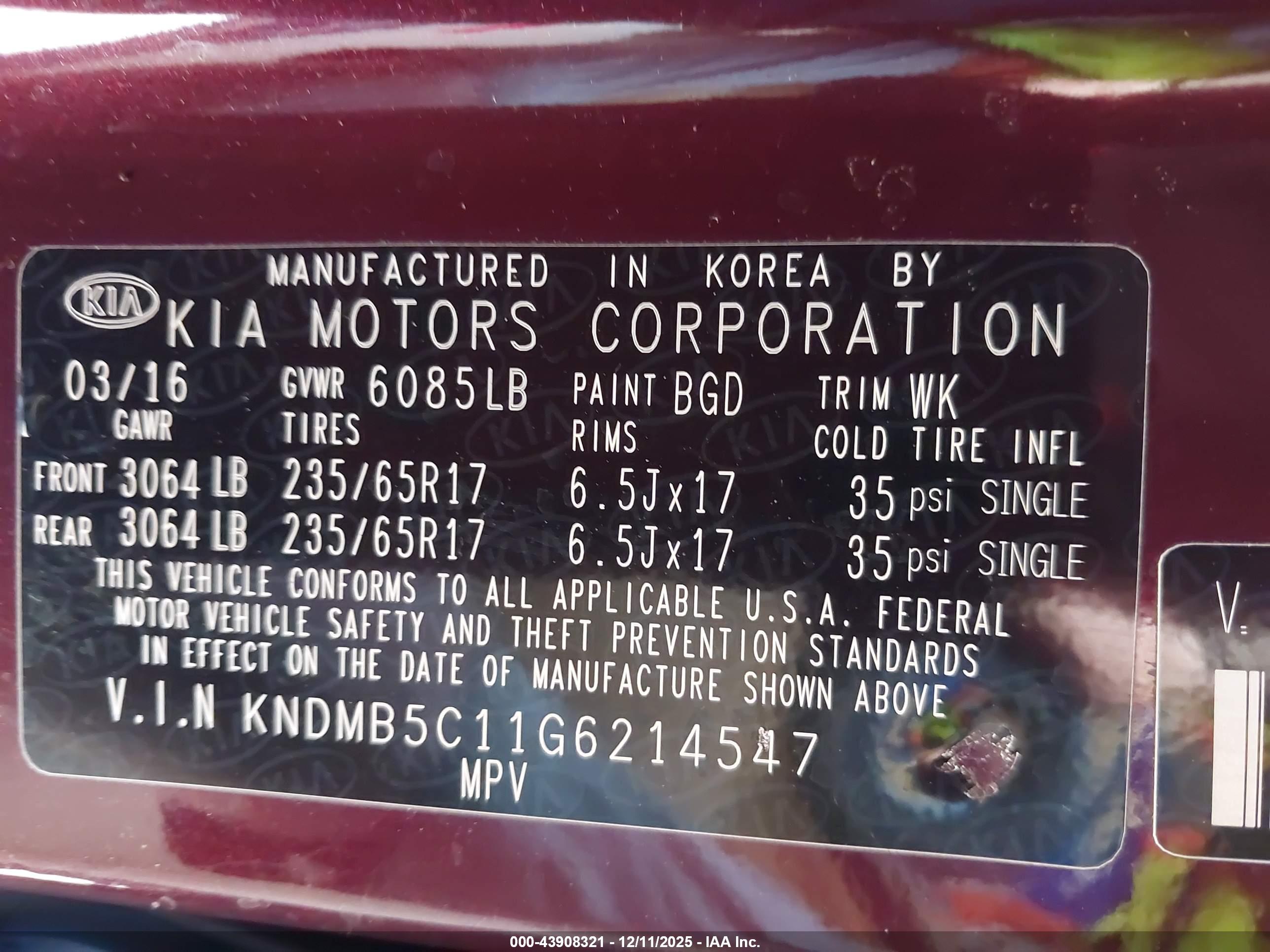 KIA SEDONA image 9