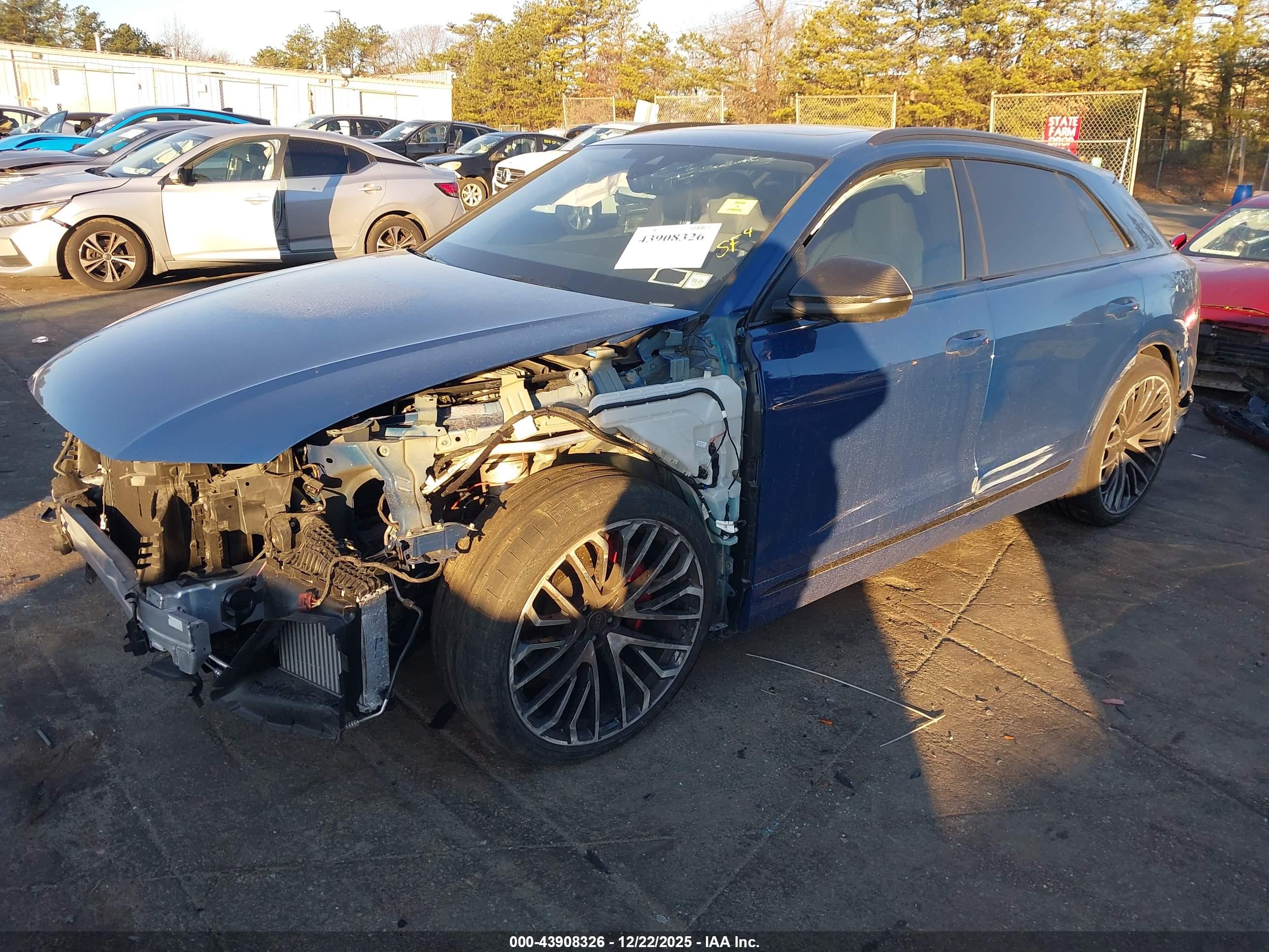 AUDI SQ8 image 2