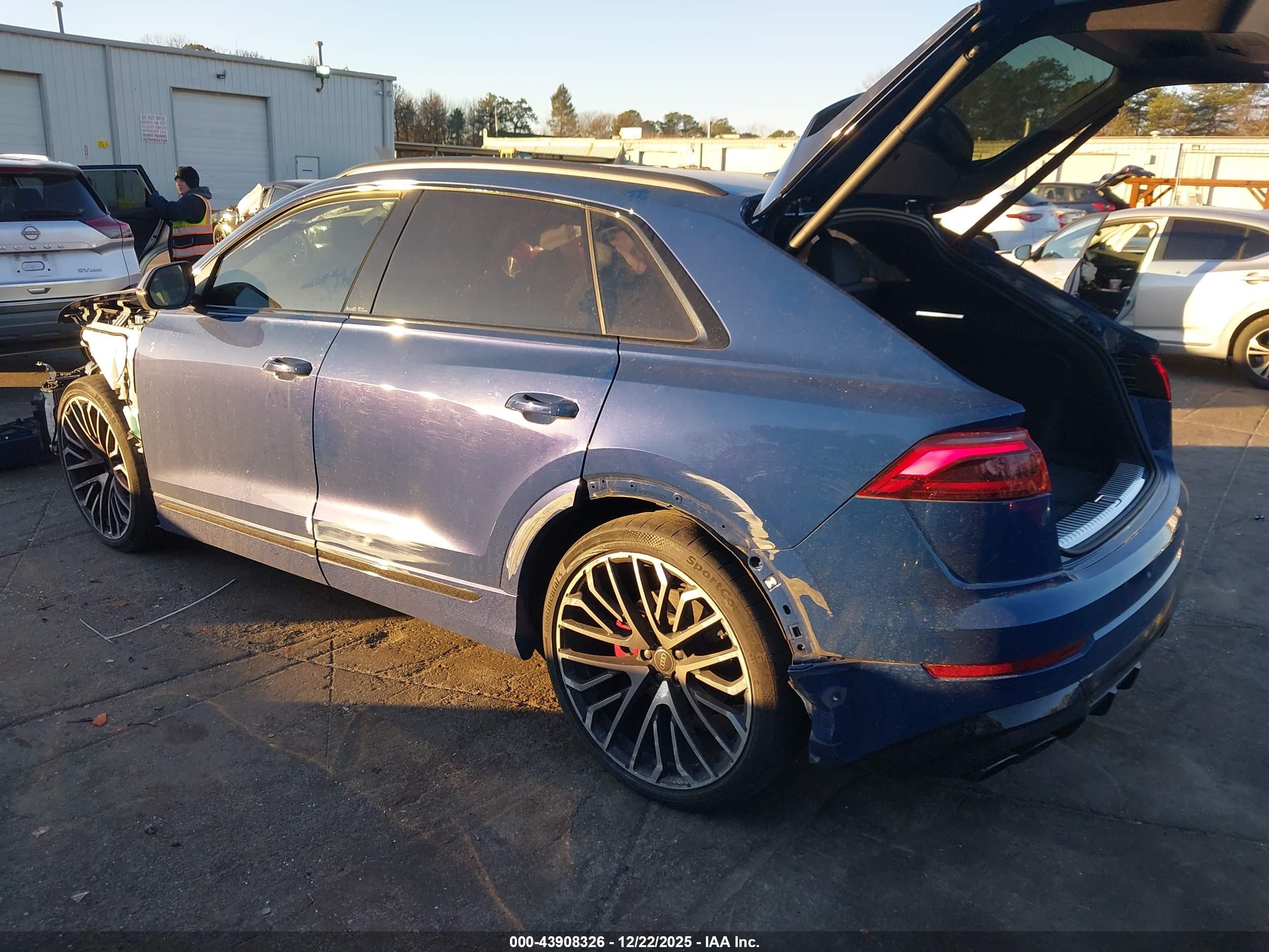 AUDI SQ8 image 3