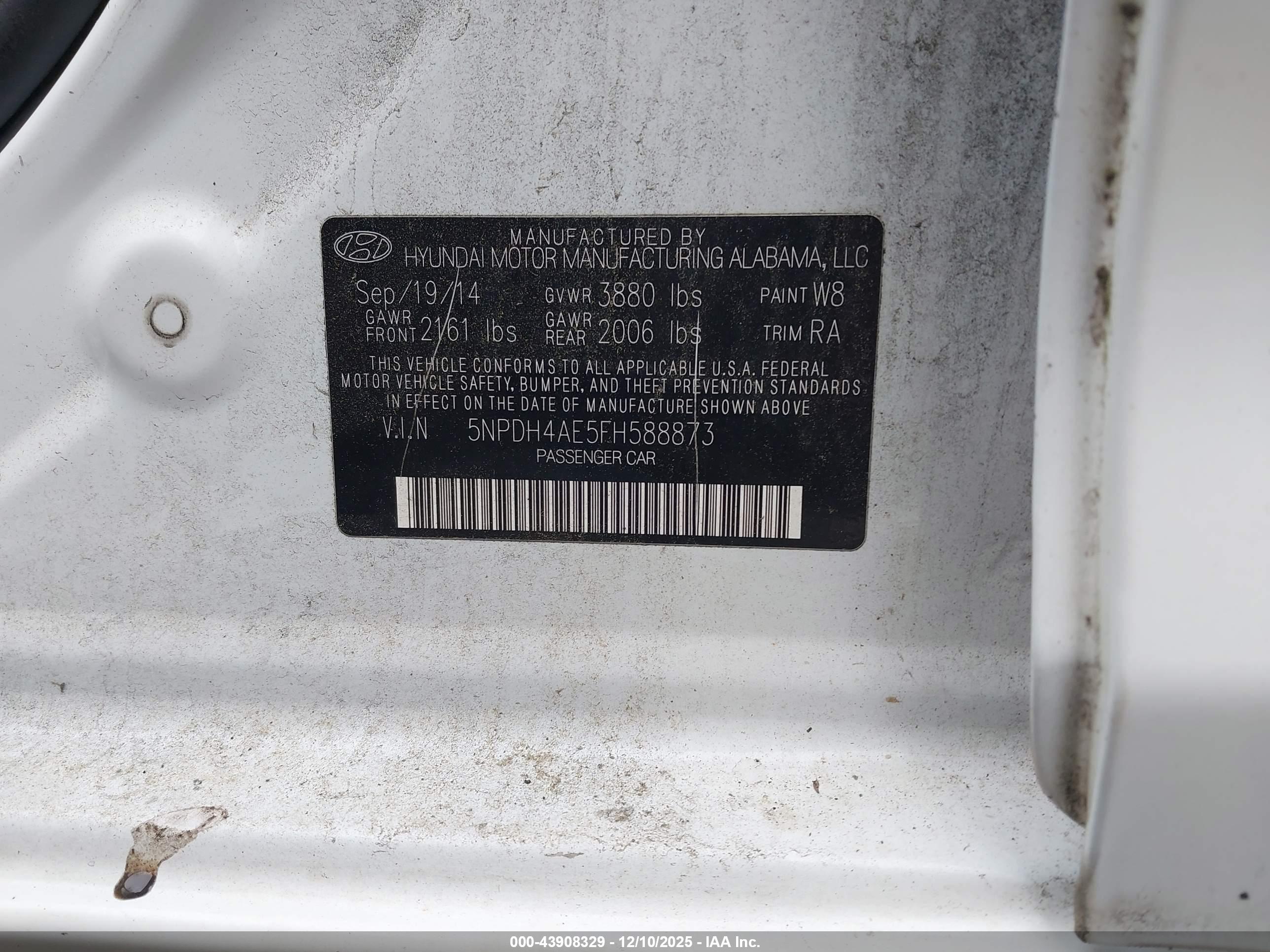 HYUNDAI ELANTRA image 9