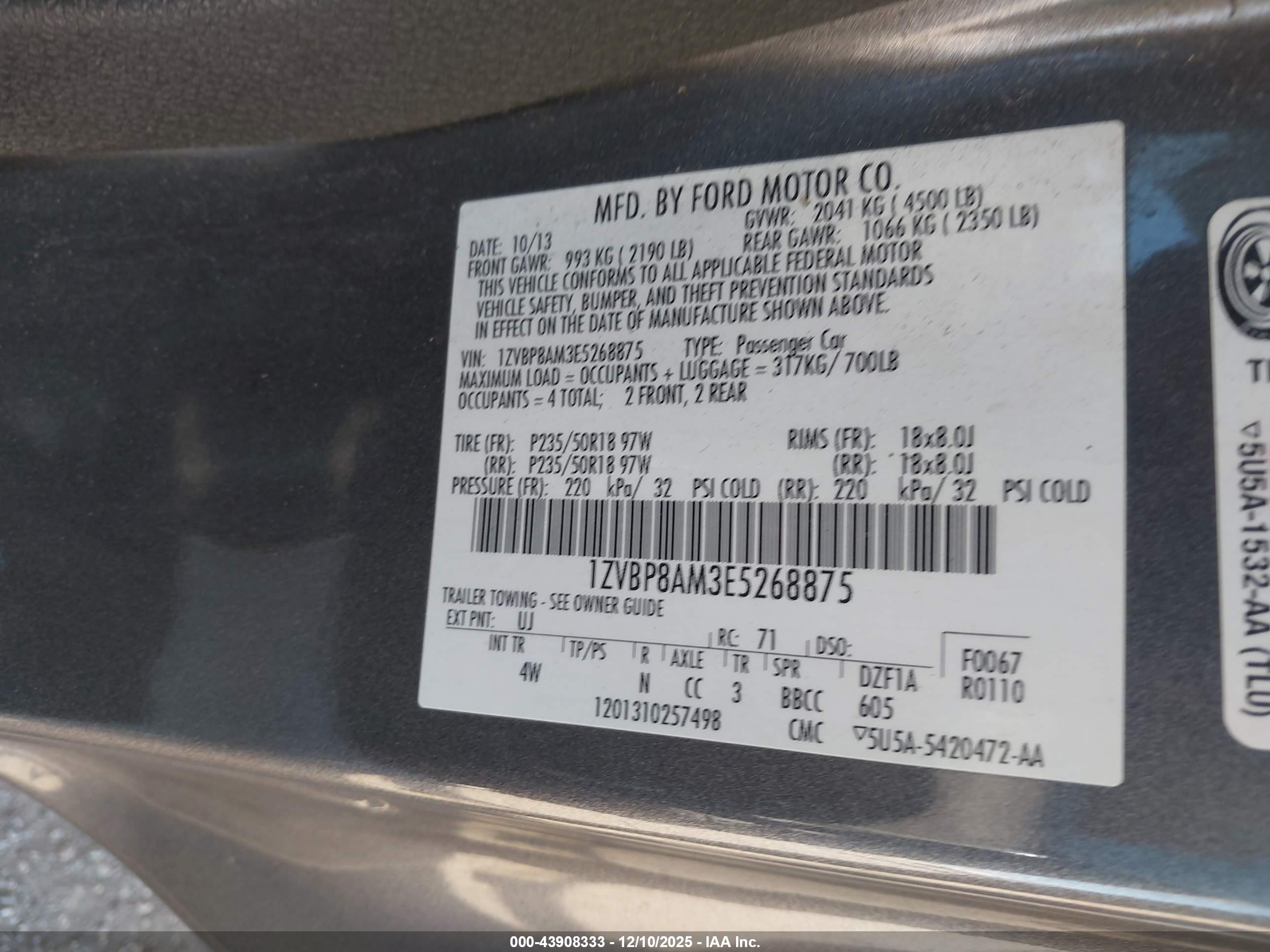 FORD MUSTANG image 9