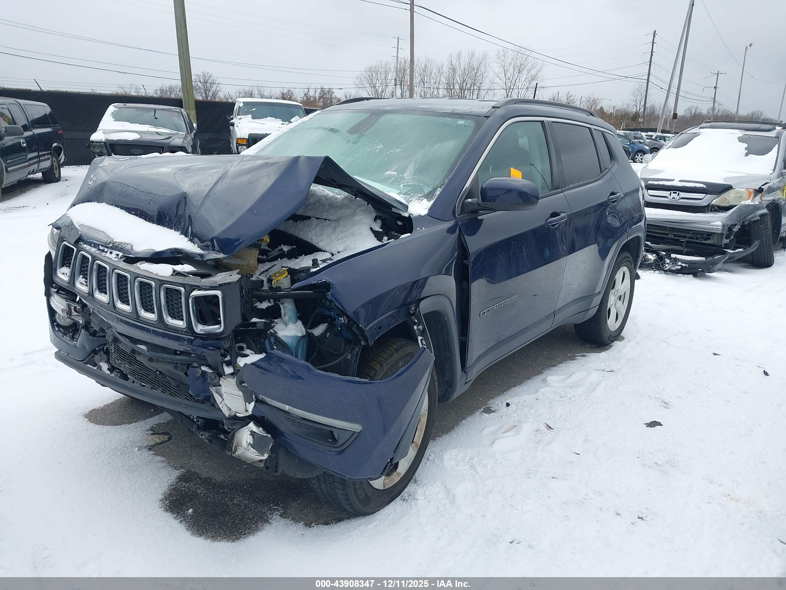 JEEP COMPASS image 2
