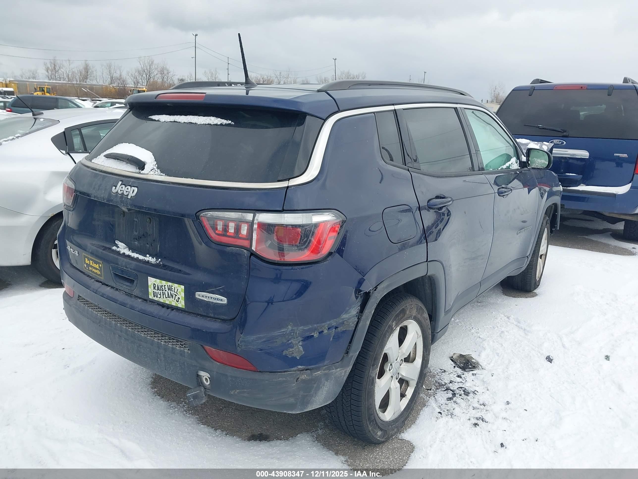 JEEP COMPASS image 4