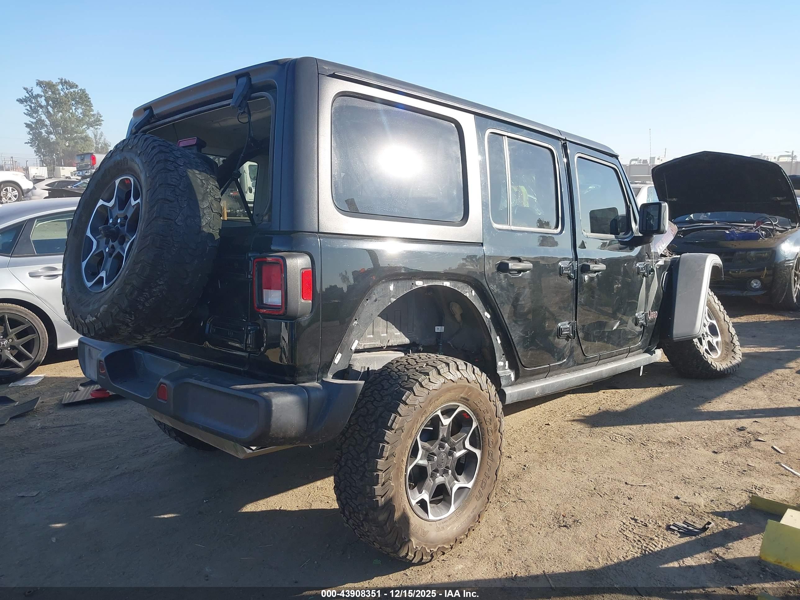 JEEP WRANGLER image 4