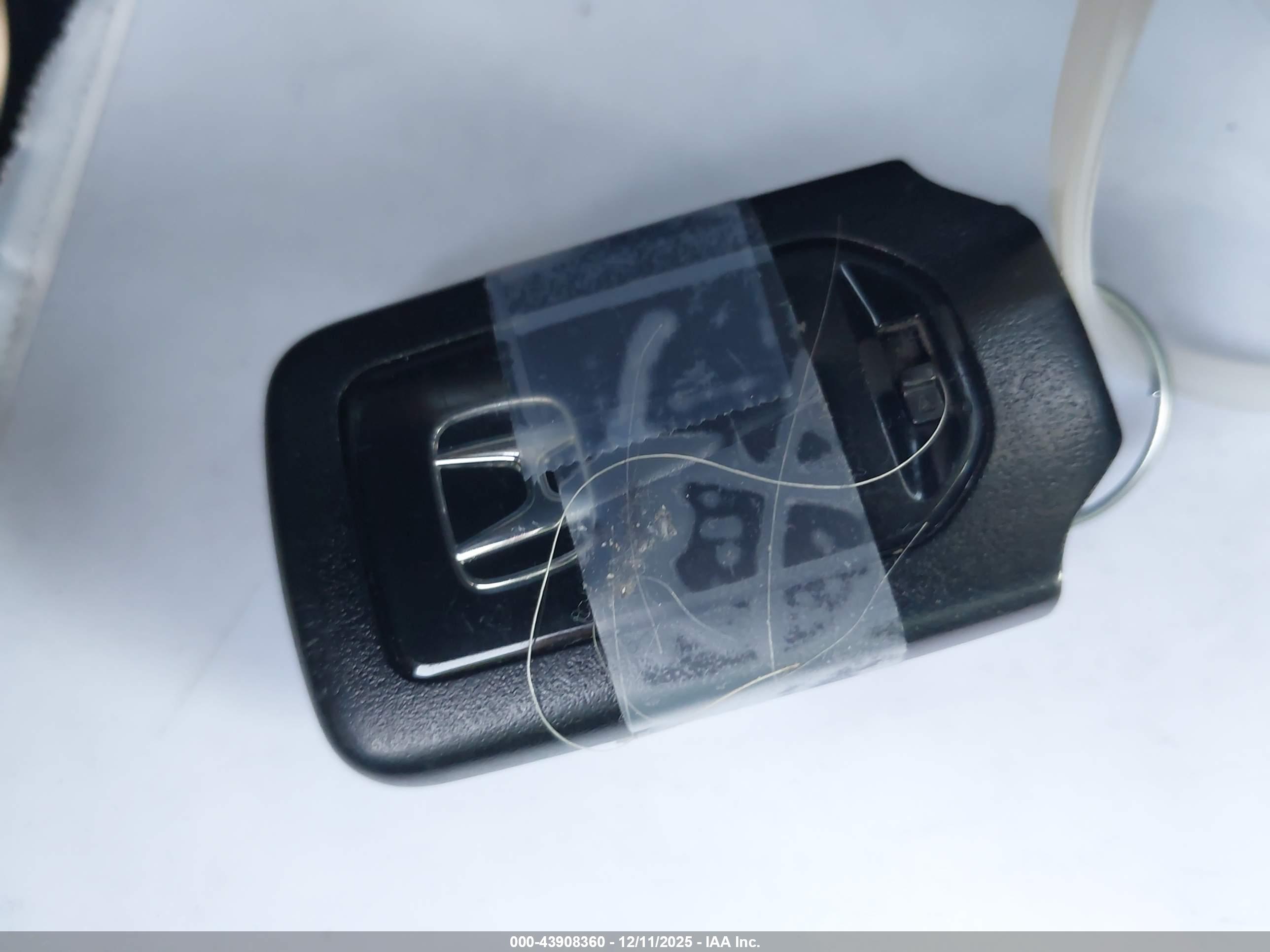 HONDA ACCORD image 11