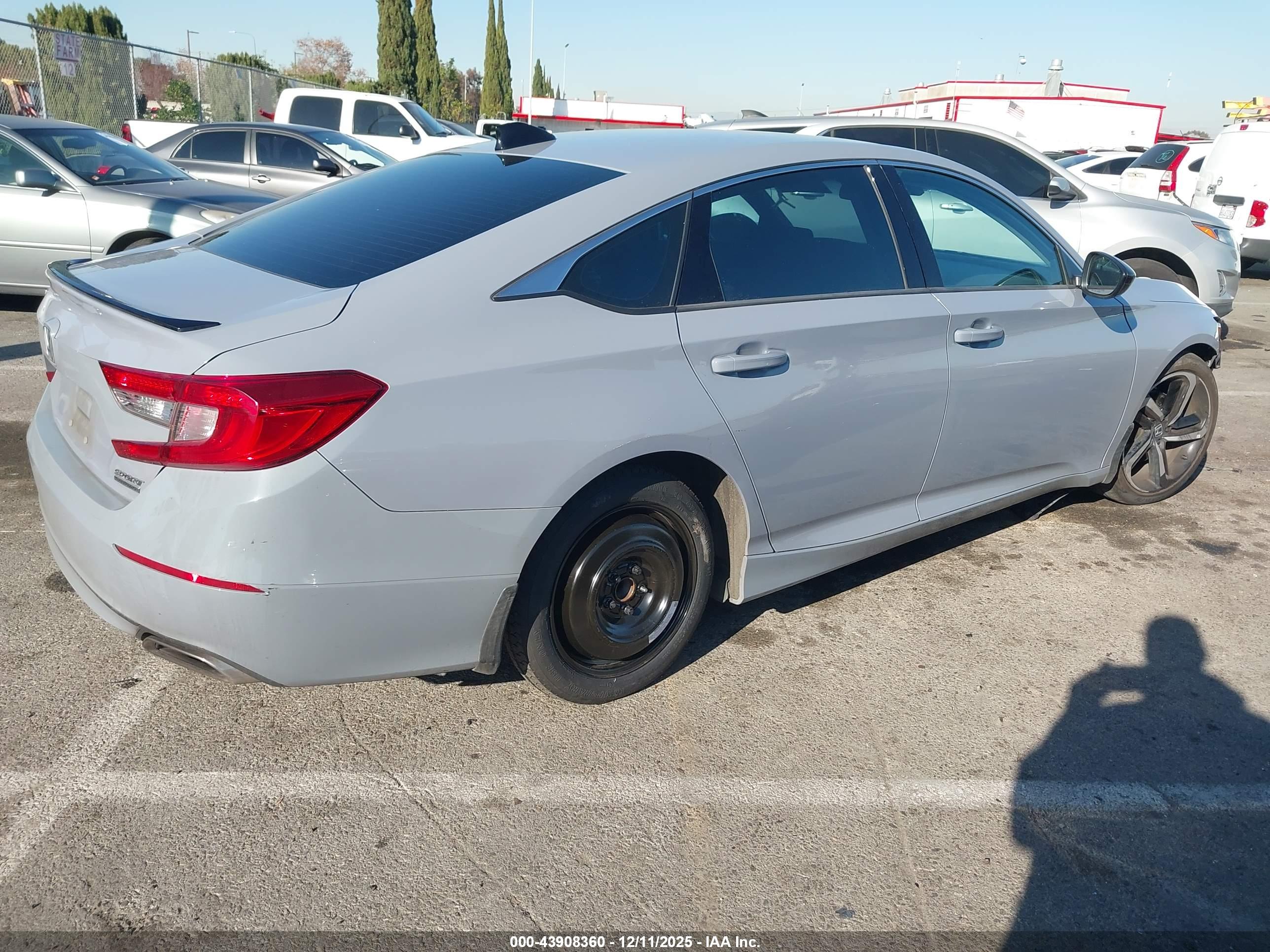 HONDA ACCORD image 4
