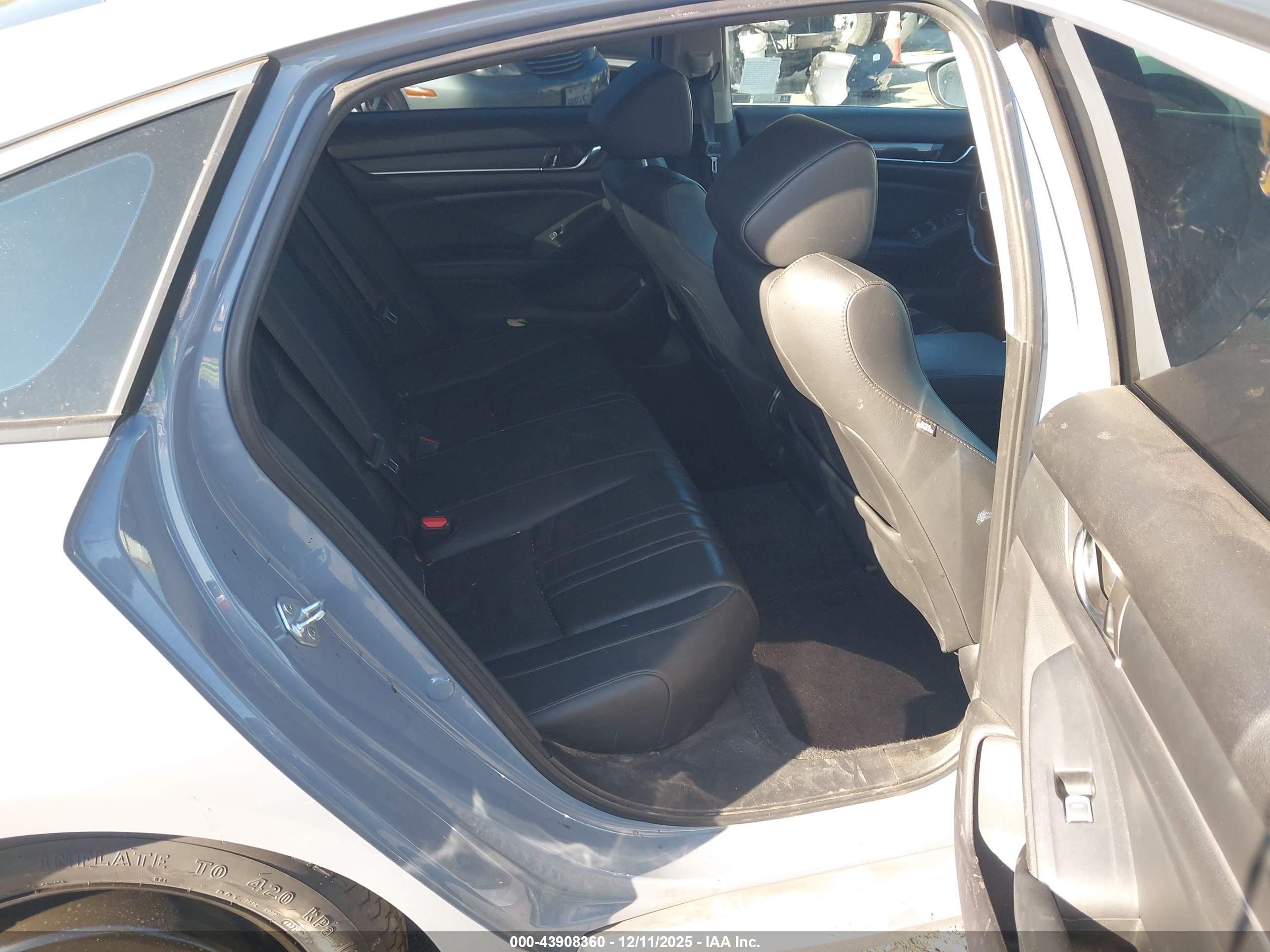HONDA ACCORD image 8