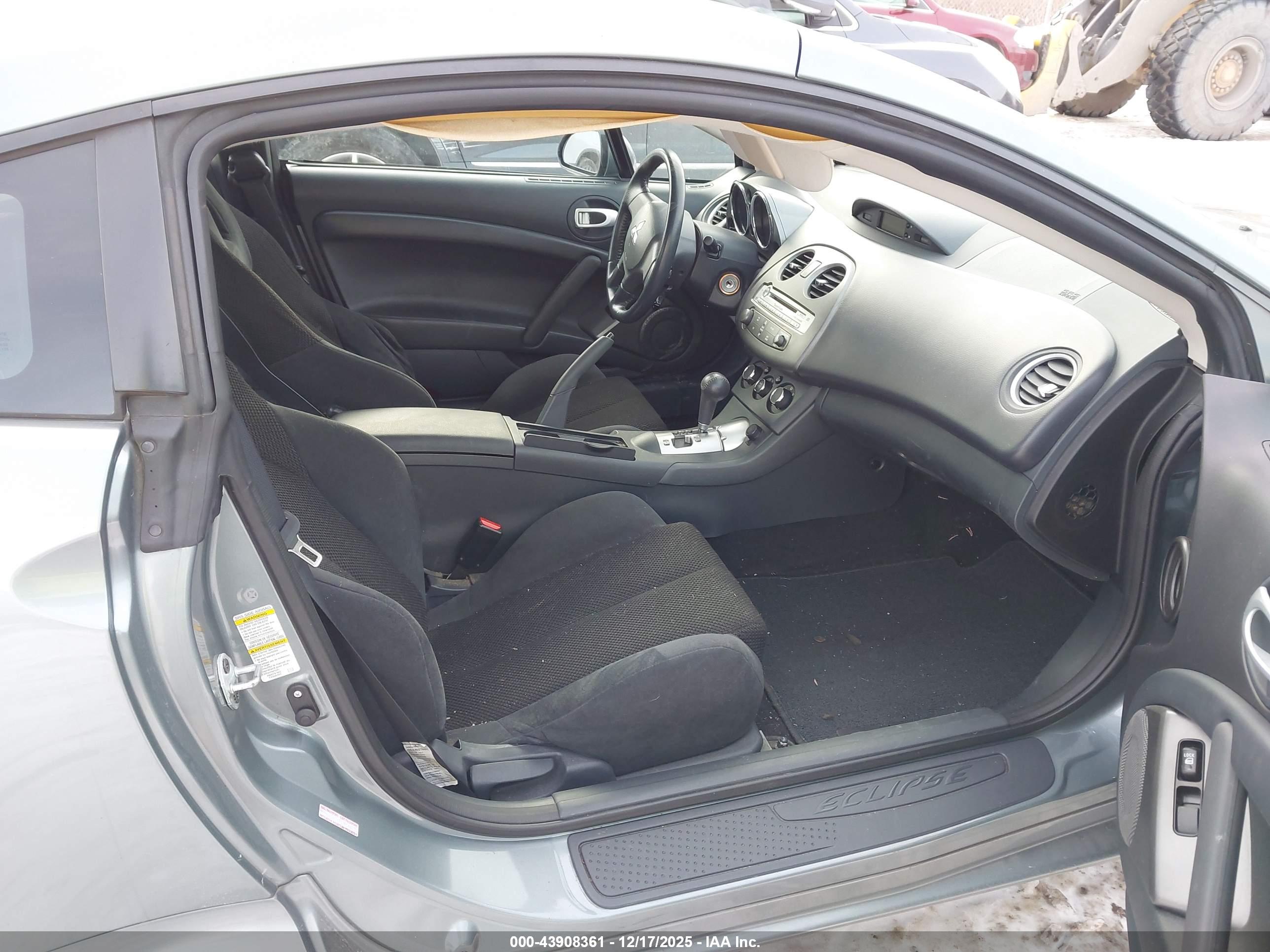 MITSUBISHI ECLIPSE image 5