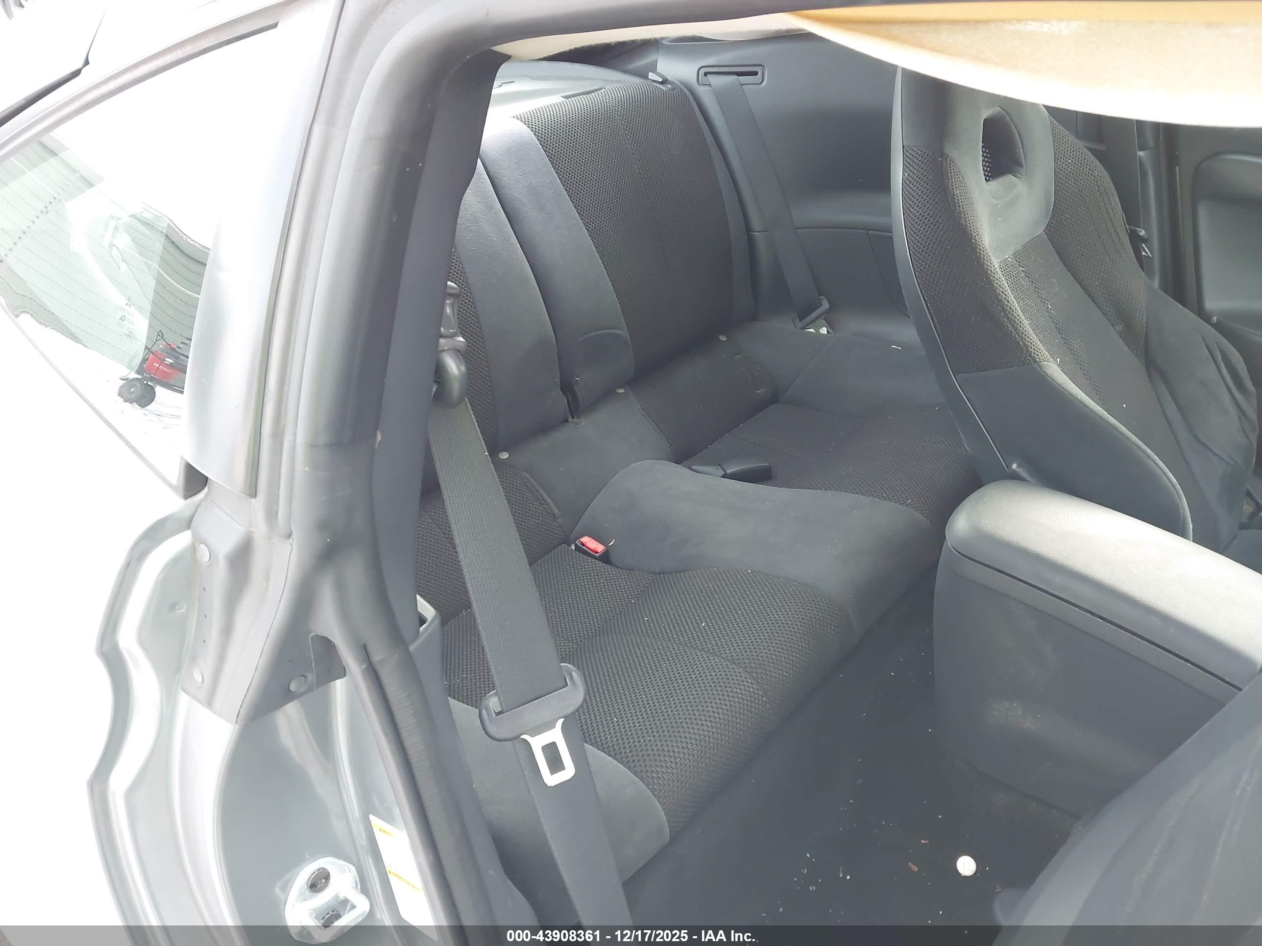 MITSUBISHI ECLIPSE image 8