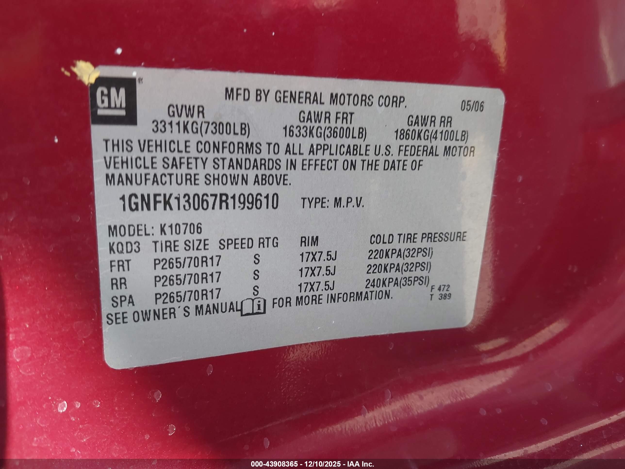 CHEVROLET TAHOE image 9